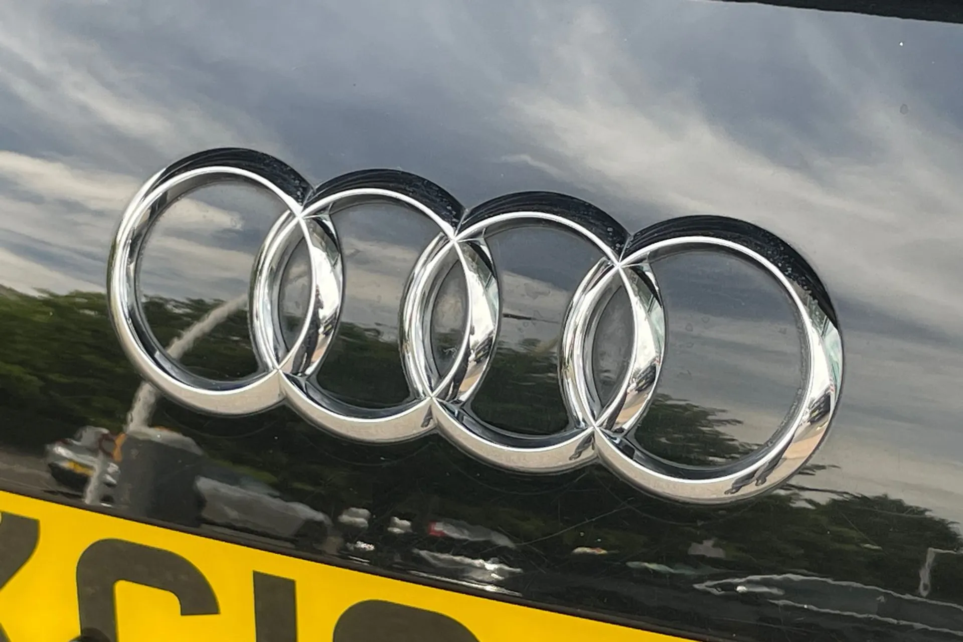 Audi TT thumbnail image number 48