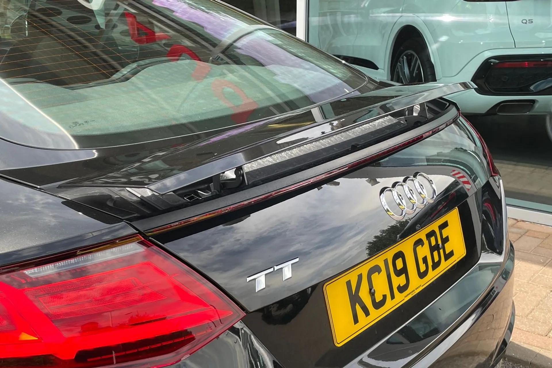 Audi TT thumbnail image number 13