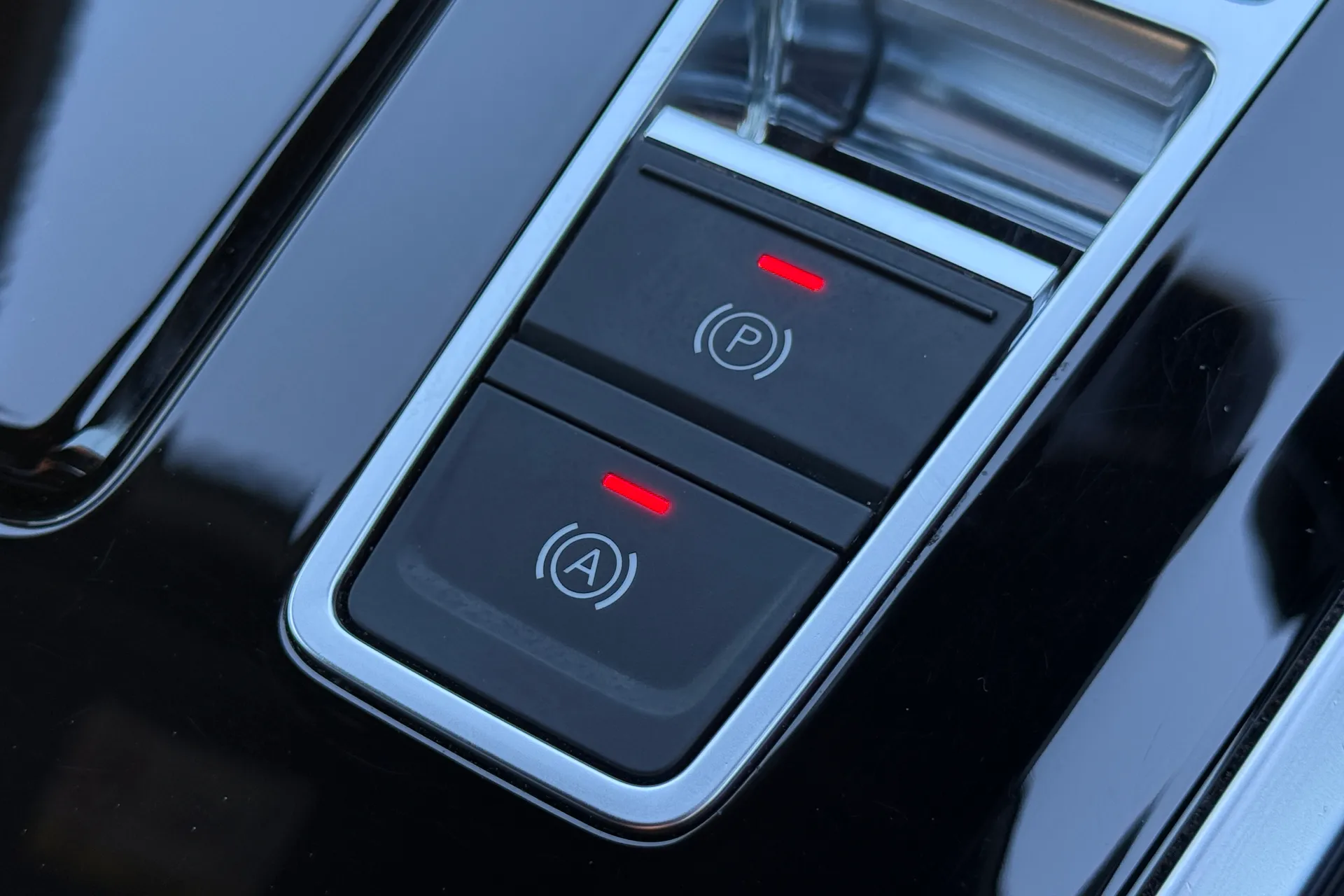 Audi A6 thumbnail image number 40