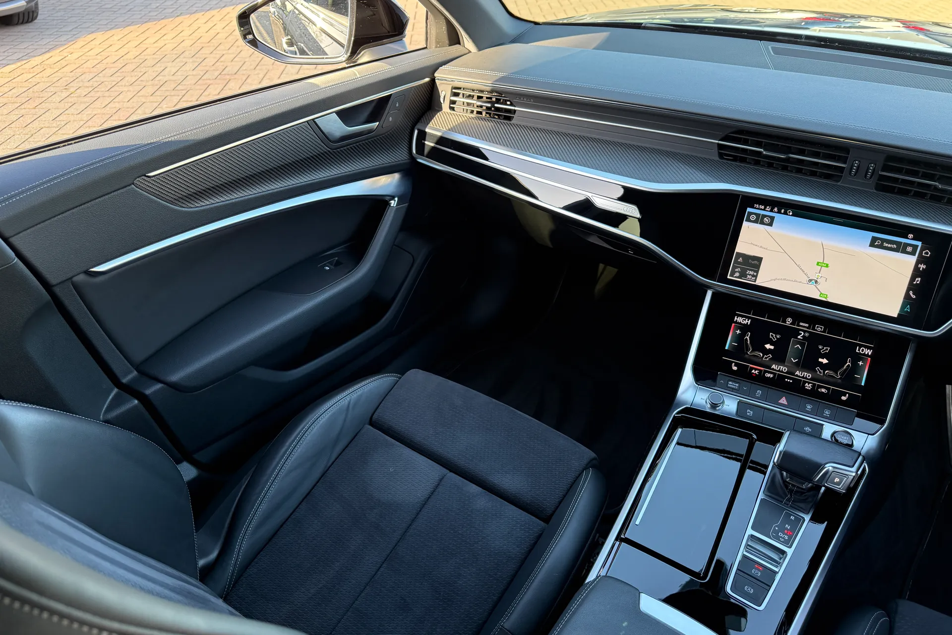 Audi A6 thumbnail image number 38