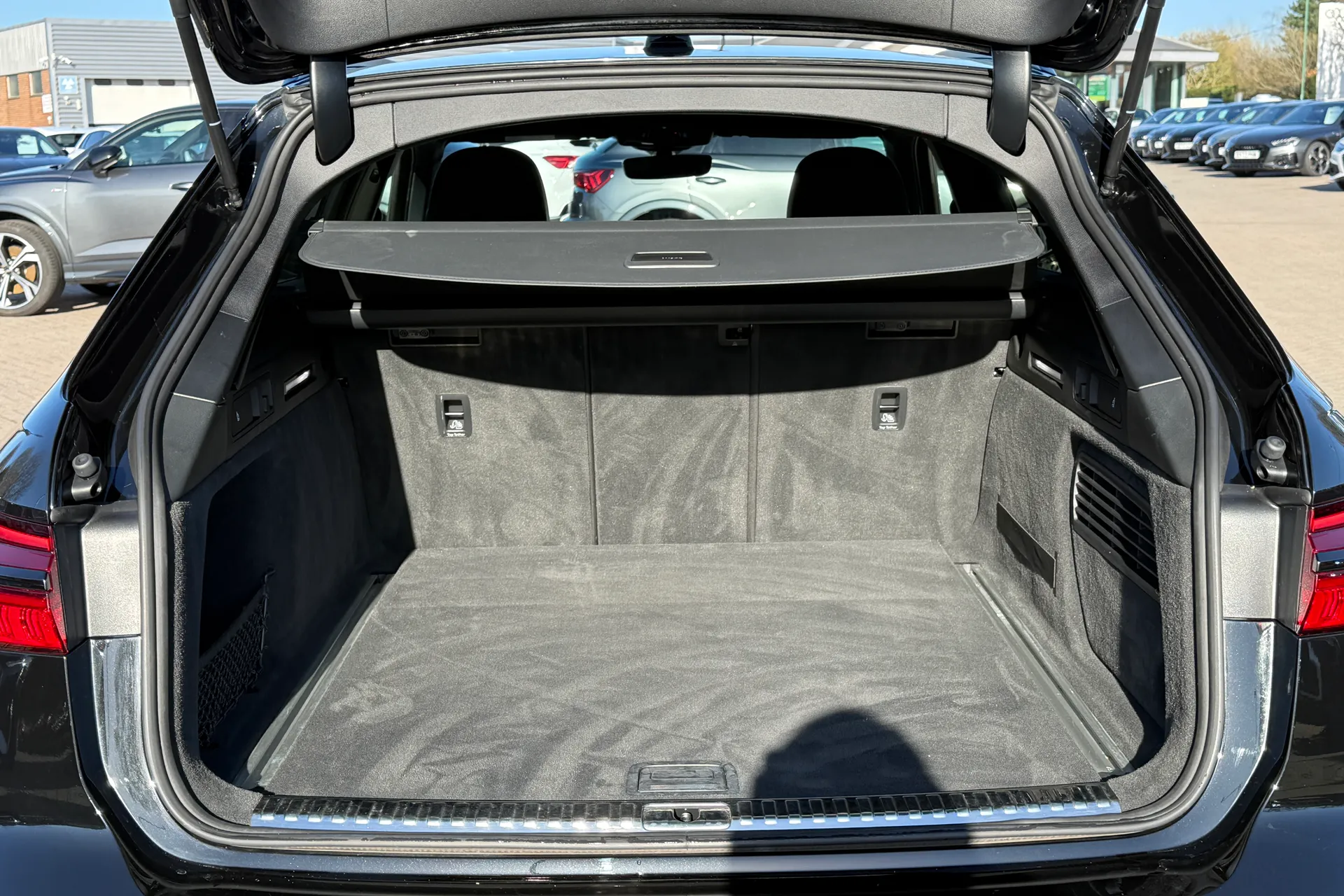 Audi A6 thumbnail image number 34