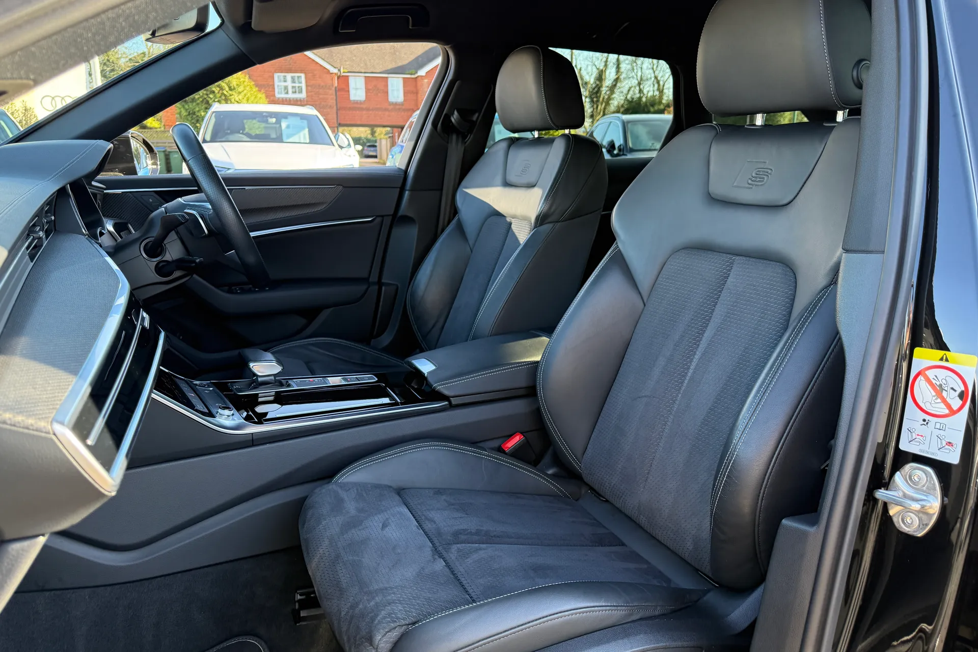 Audi A6 thumbnail image number 29