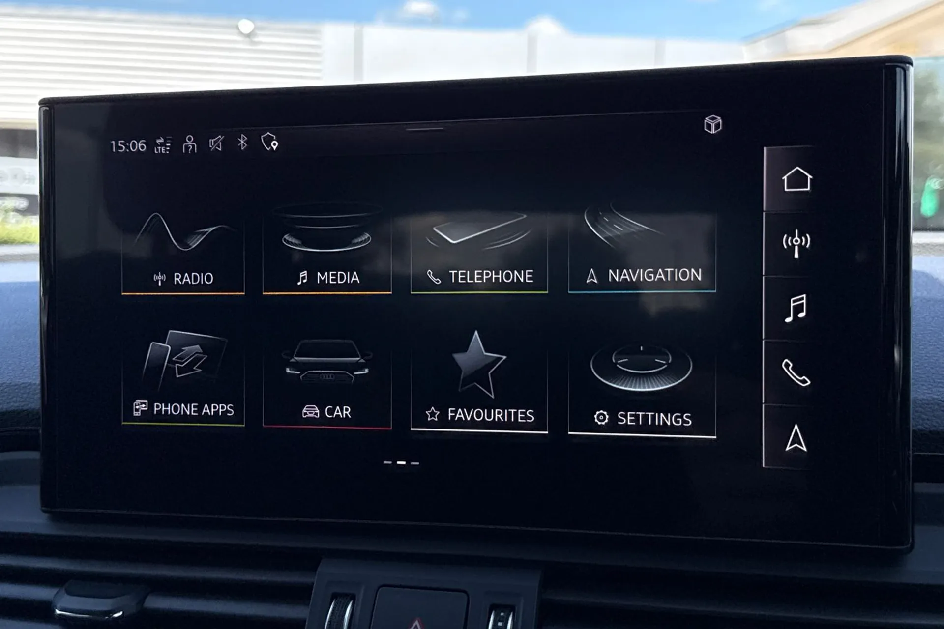 Audi Q5 thumbnail image number 14