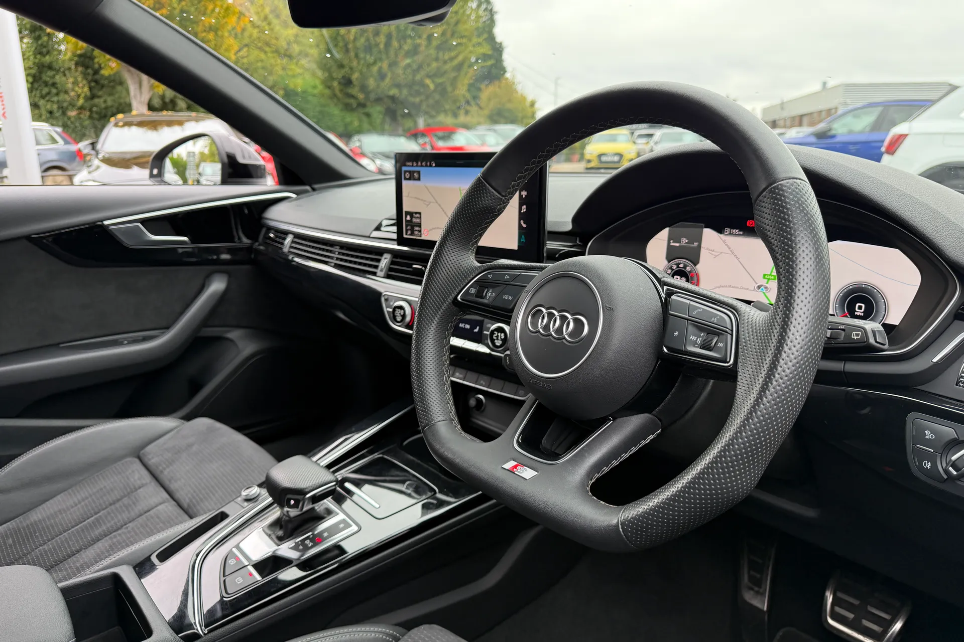 Audi A4 thumbnail image number 24