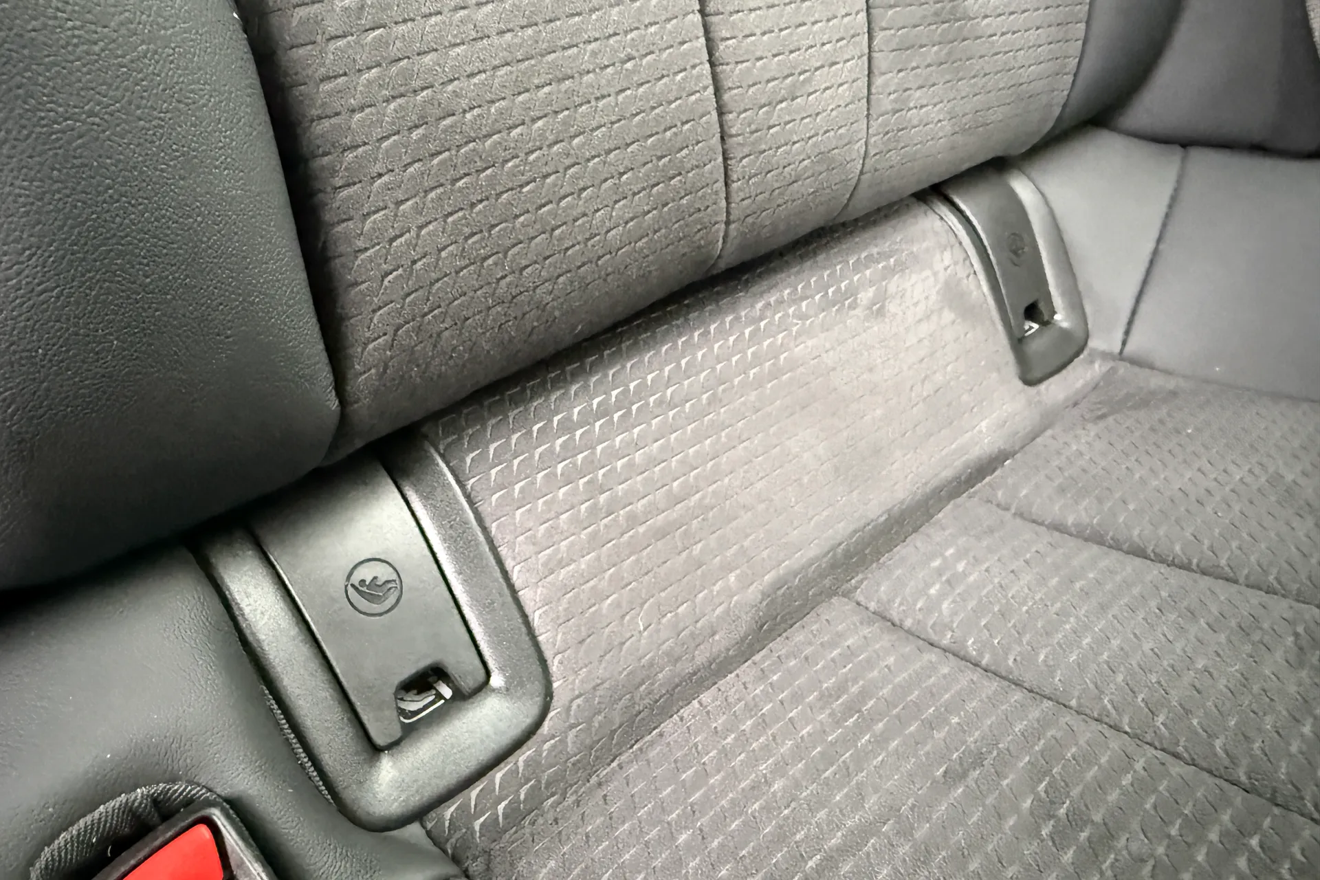 Audi A4 thumbnail image number 40