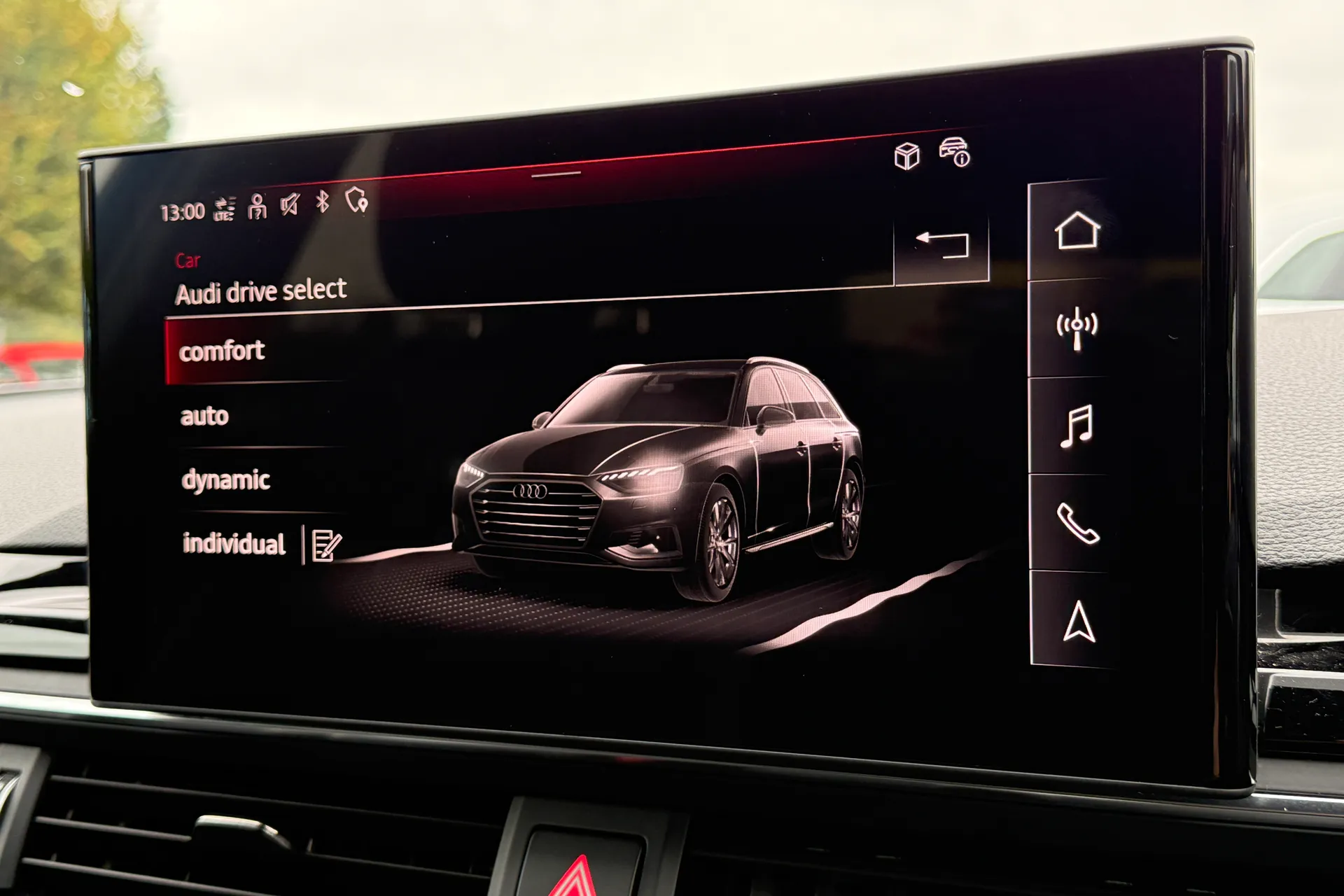 Audi A4 thumbnail image number 8