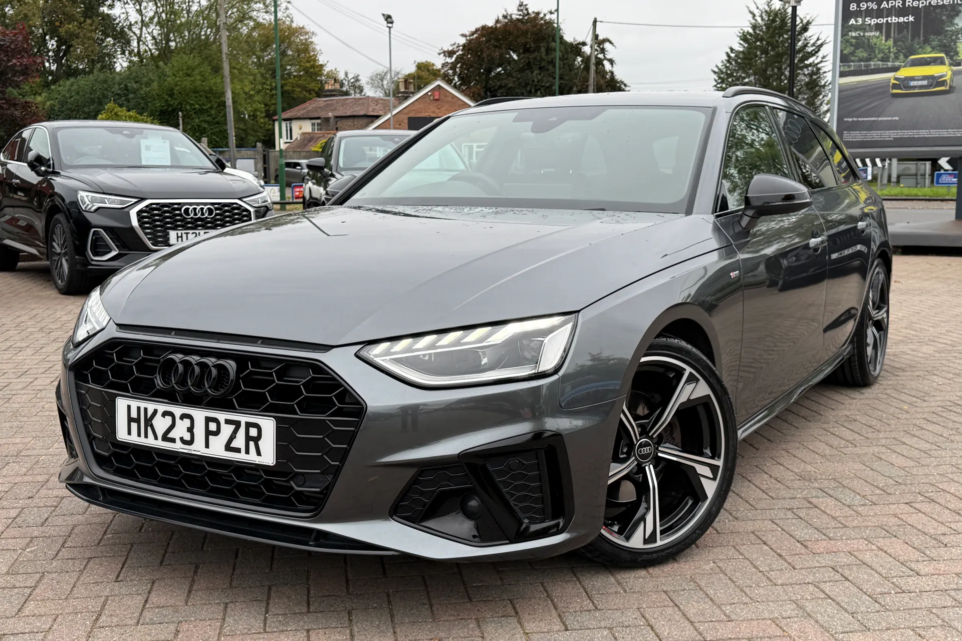 Audi A4 thumbnail image number 22