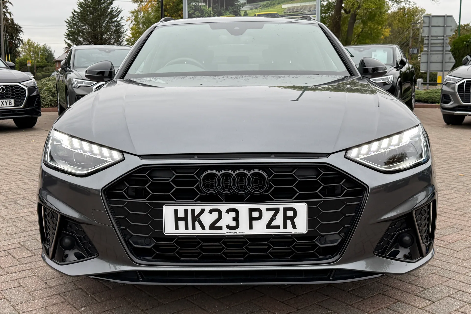 Audi A4 thumbnail image number 21