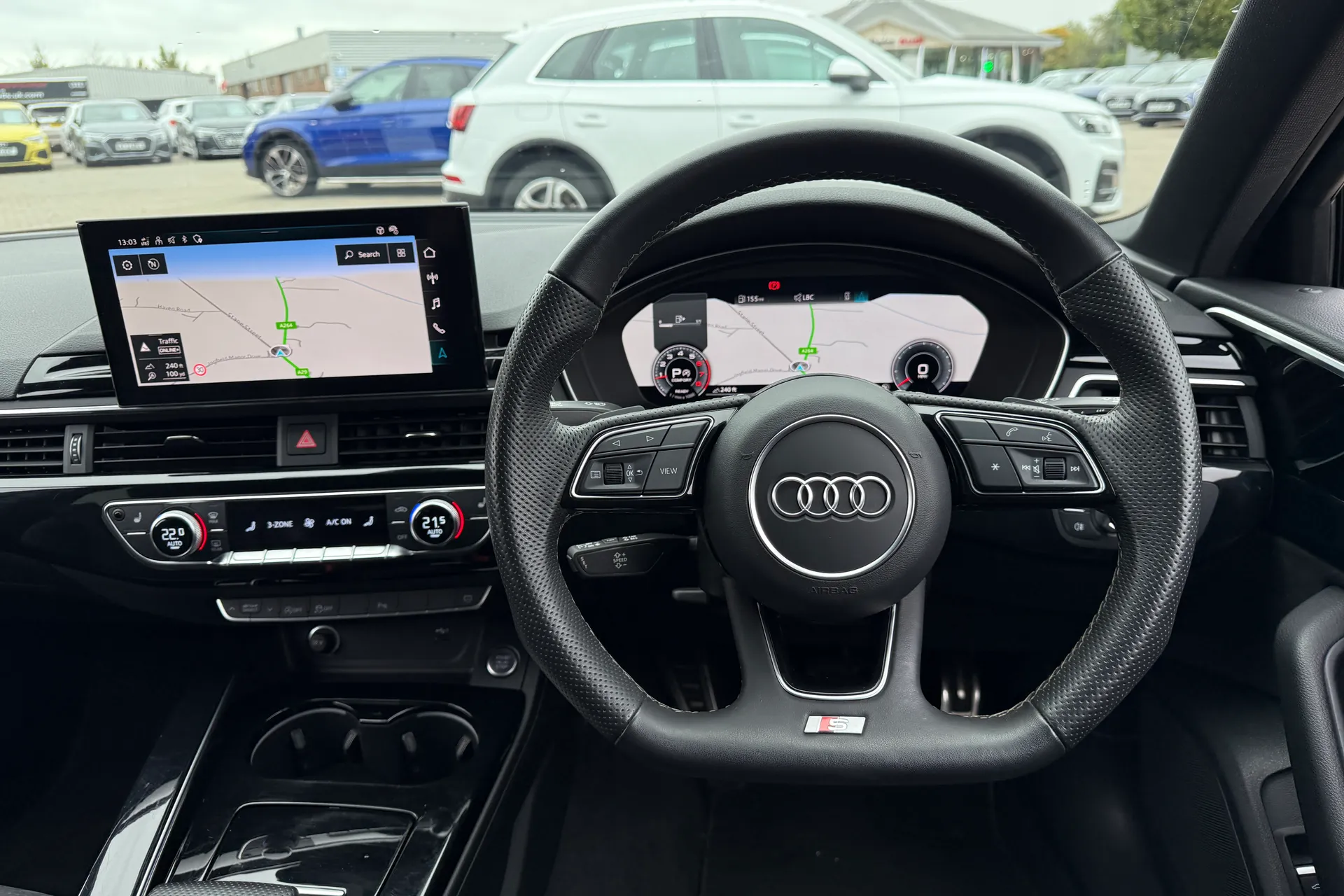 Audi A4 thumbnail image number 37