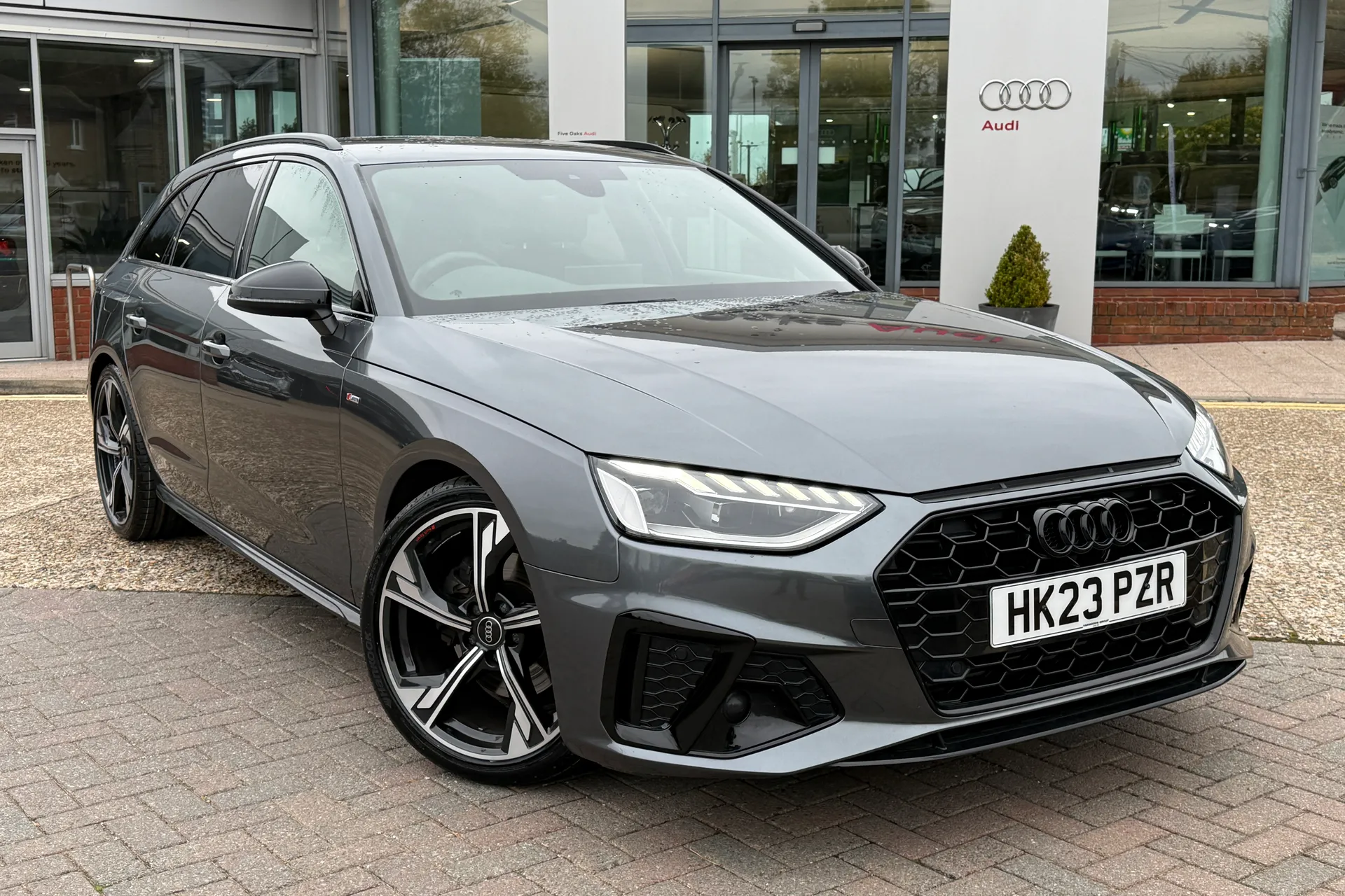 Audi A4 thumbnail image number 20