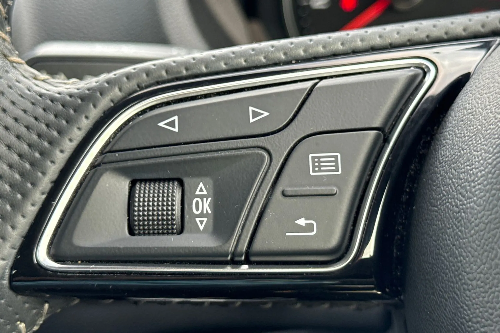 Audi A3 thumbnail image number 18