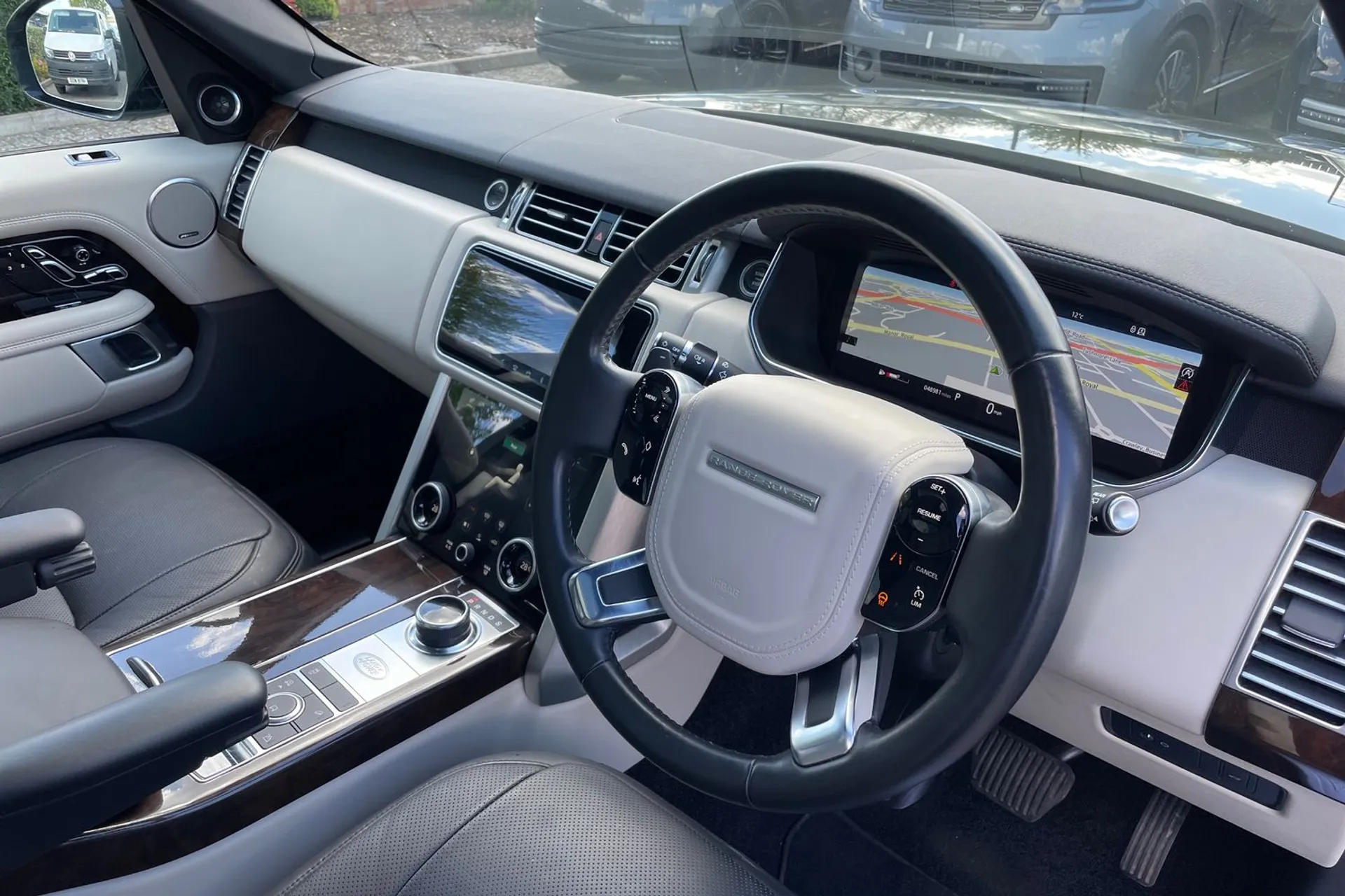 LAND ROVER RANGE ROVER thumbnail image number 36