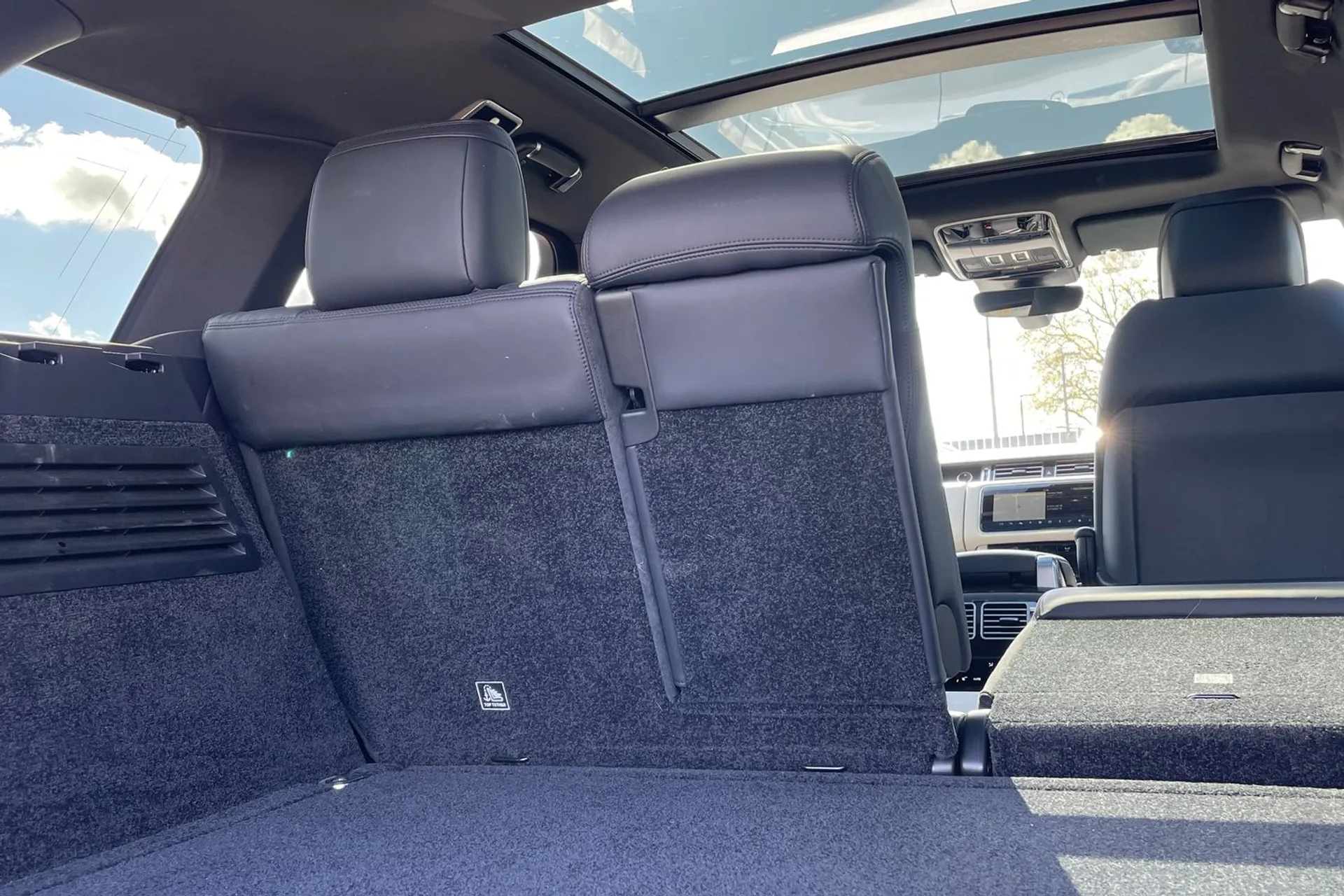LAND ROVER RANGE ROVER thumbnail image number 28