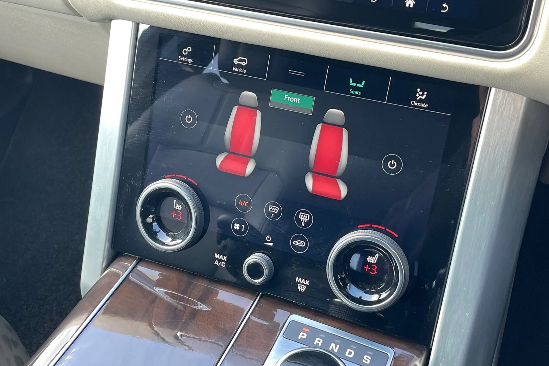 LAND ROVER RANGE ROVER thumbnail image number 39