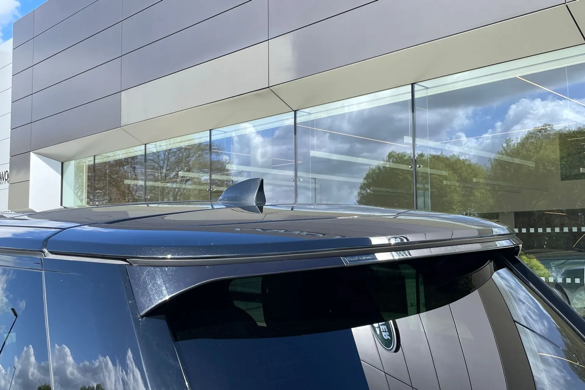 LAND ROVER RANGE ROVER thumbnail image number 23