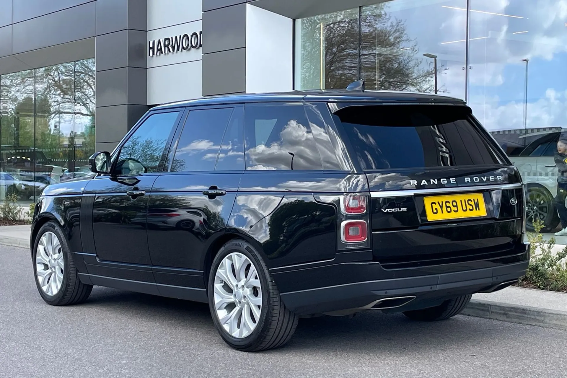 LAND ROVER RANGE ROVER thumbnail image number 11