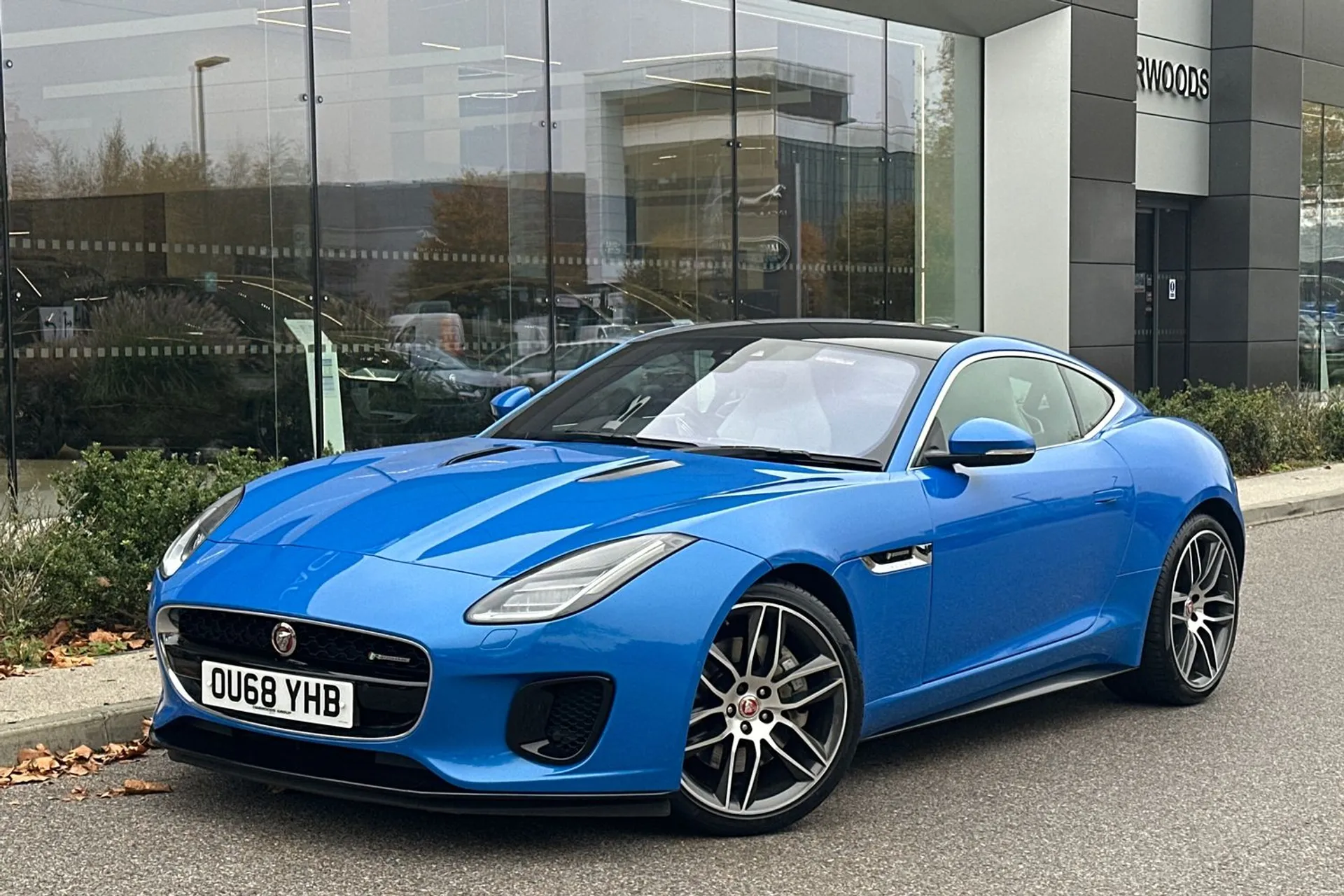 Jaguar F-TYPE thumbnail image number 29