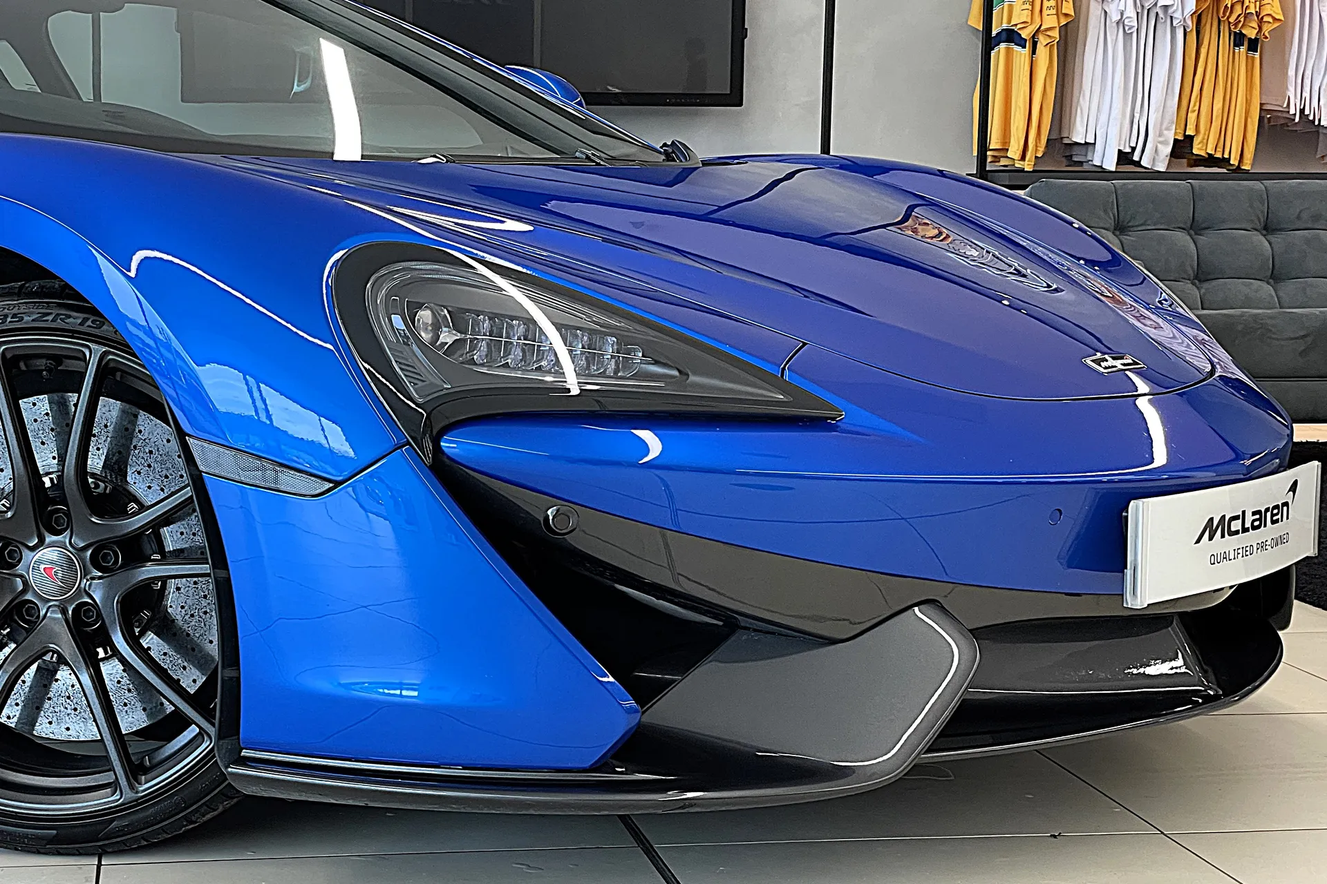 McLaren 570 thumbnail image number 6