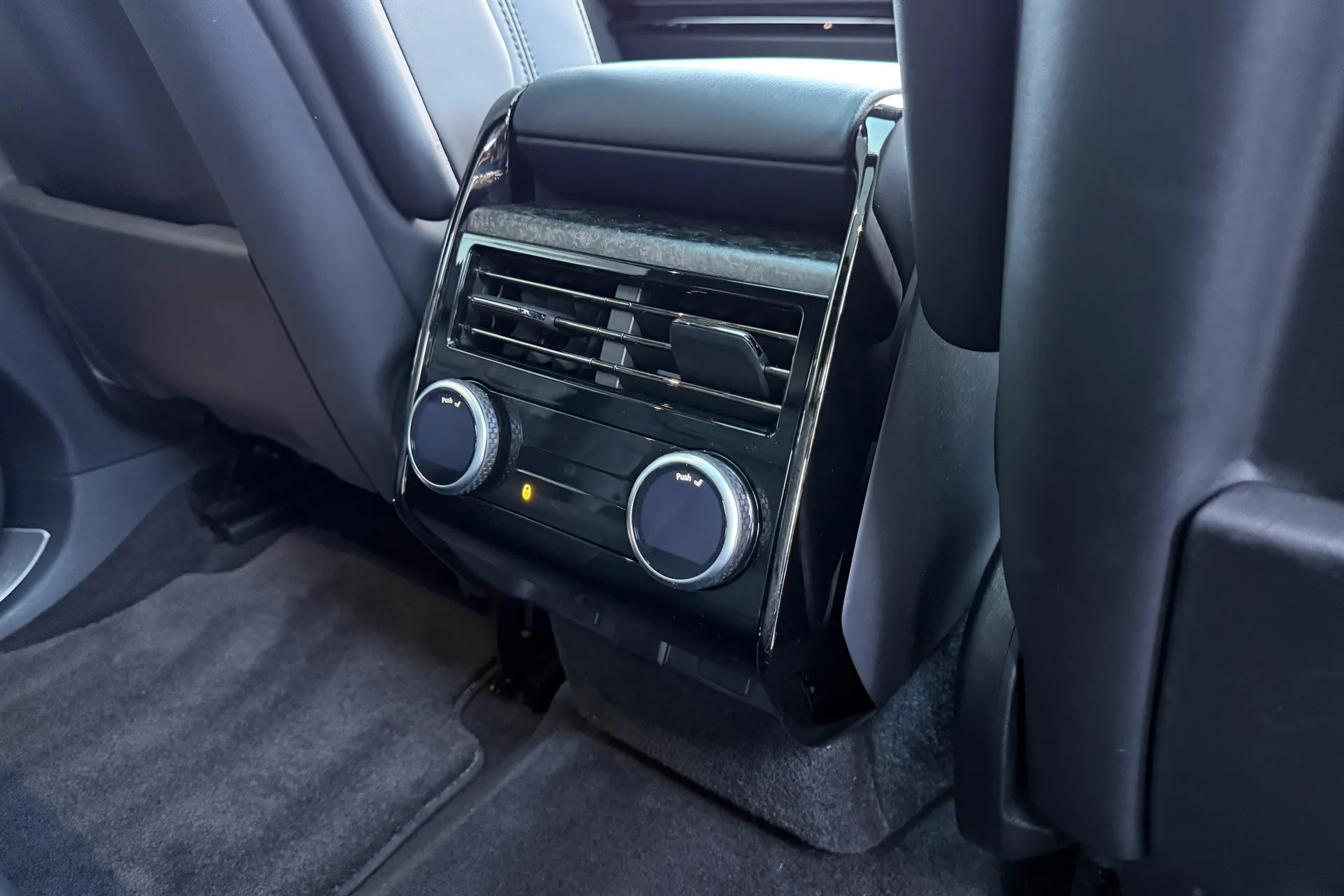 LAND ROVER RANGE ROVER SPORT thumbnail image number 41