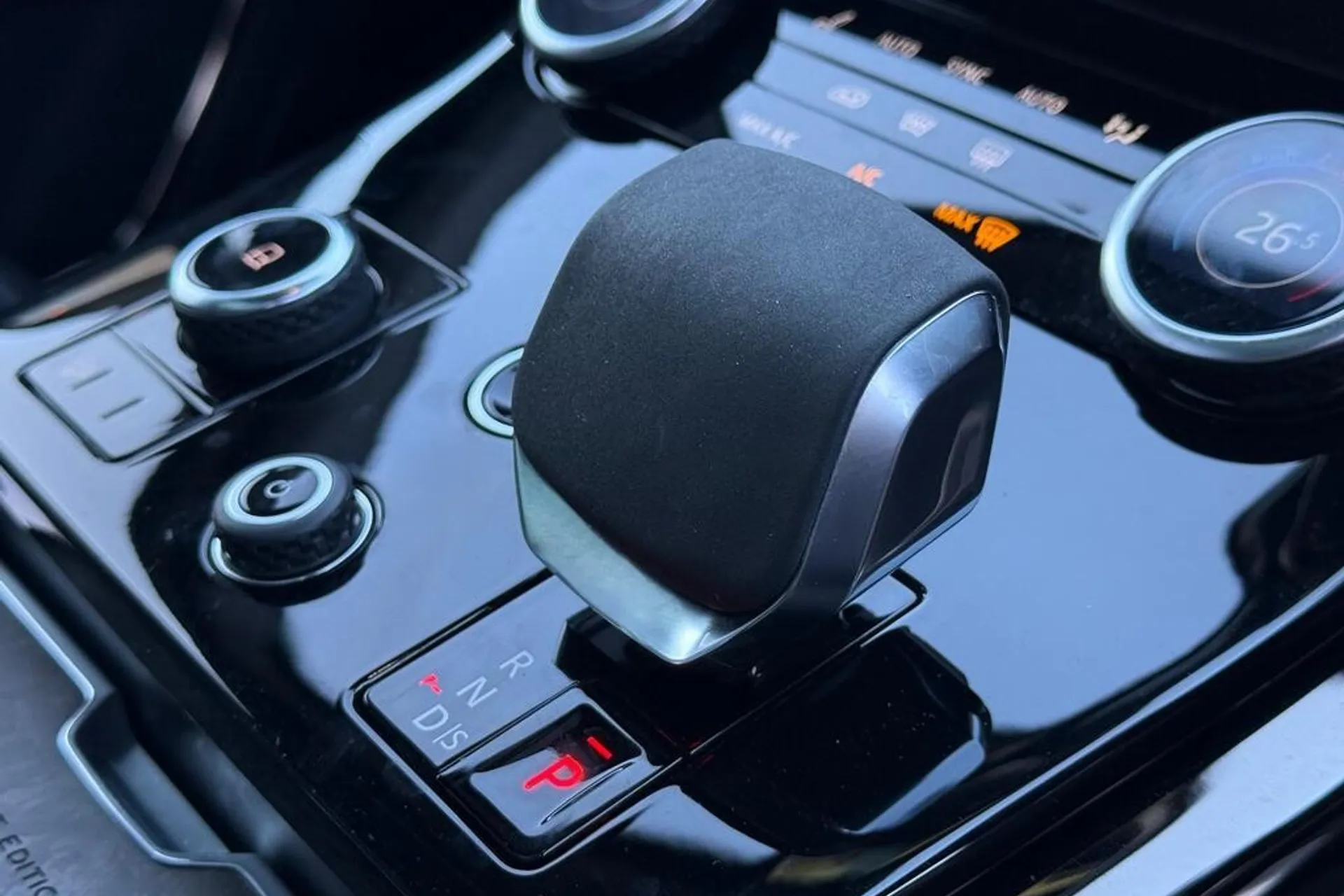 LAND ROVER RANGE ROVER SPORT thumbnail image number 21