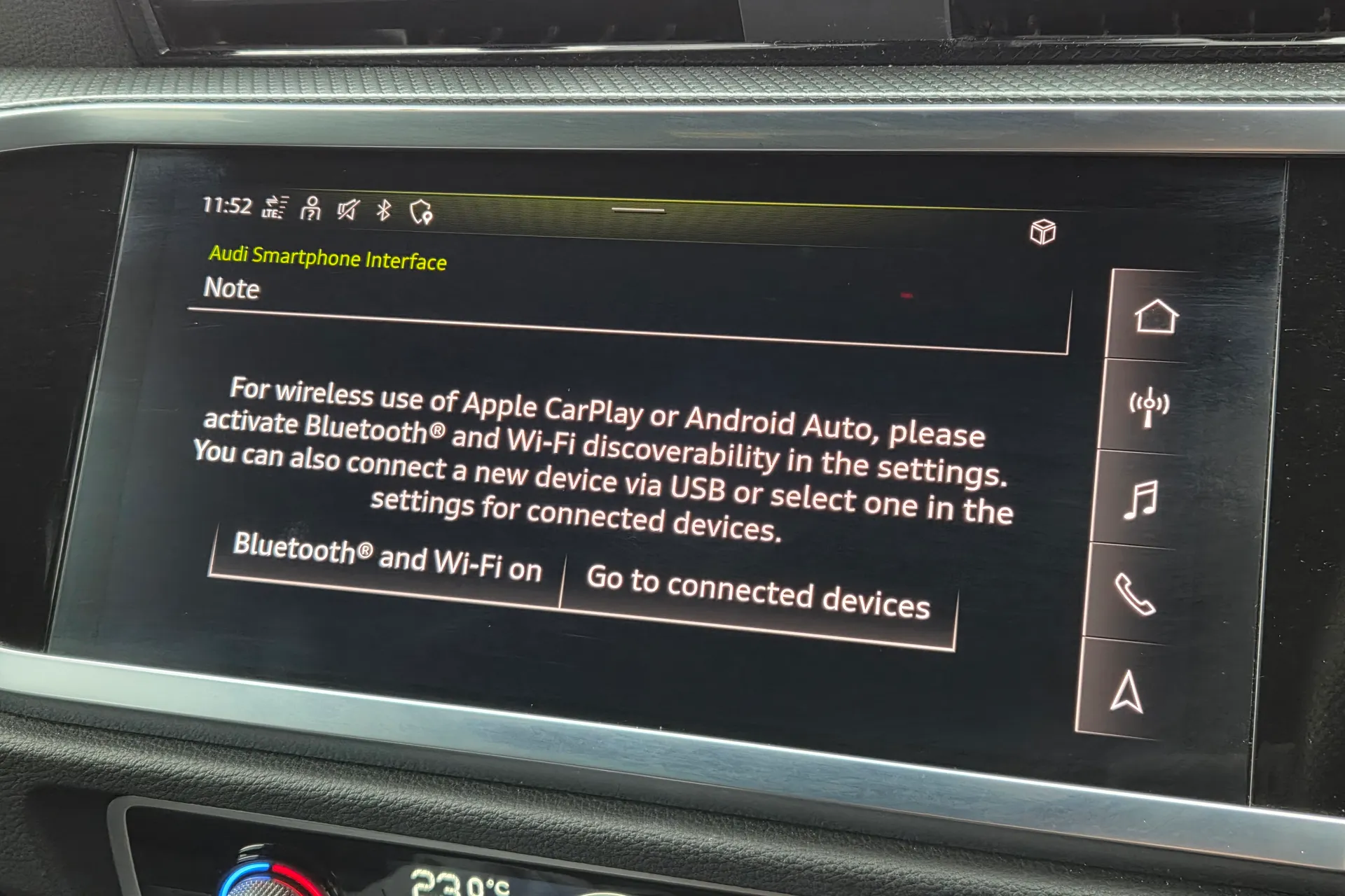 Audi Q3 thumbnail image number 11