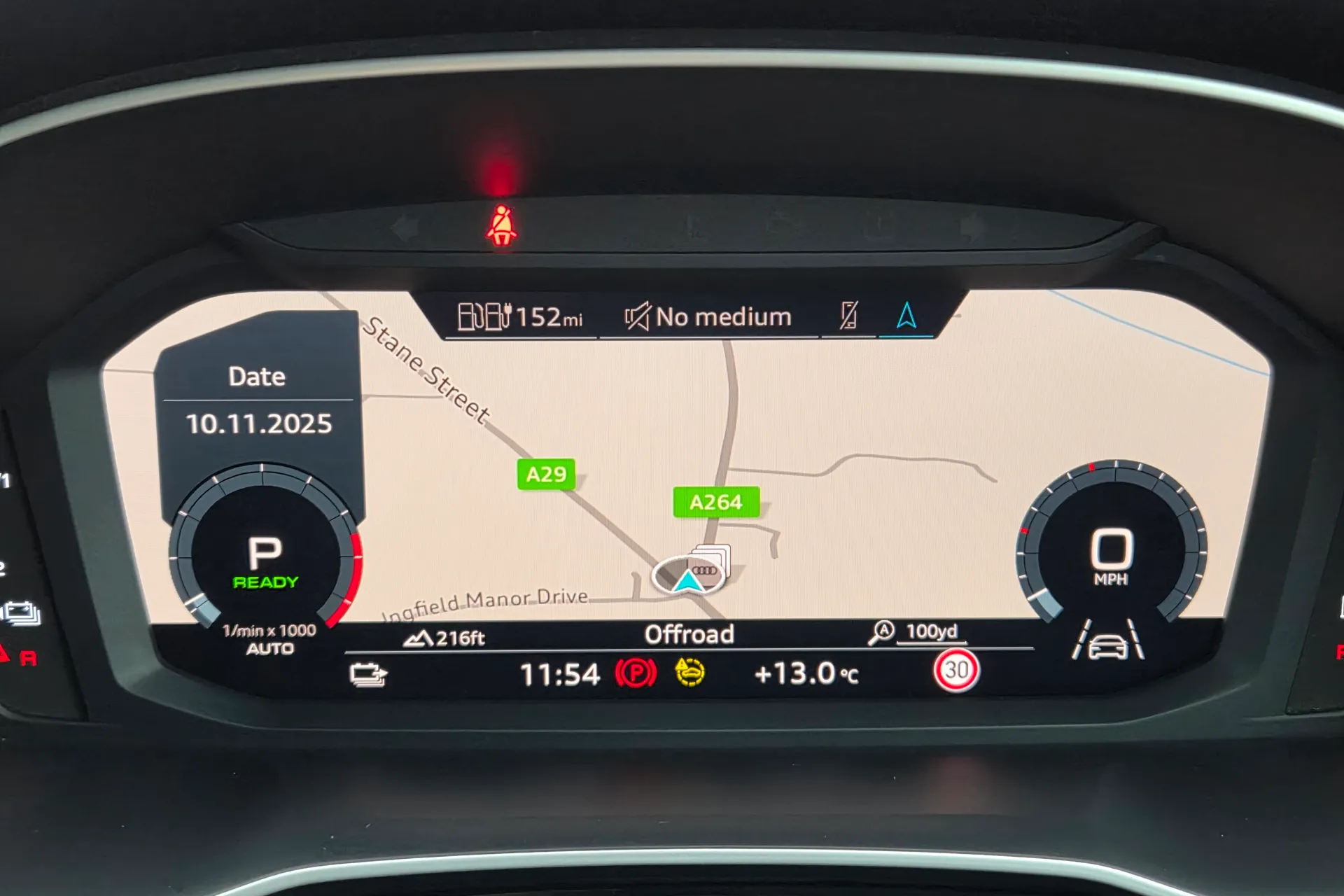 Audi Q3 thumbnail image number 14