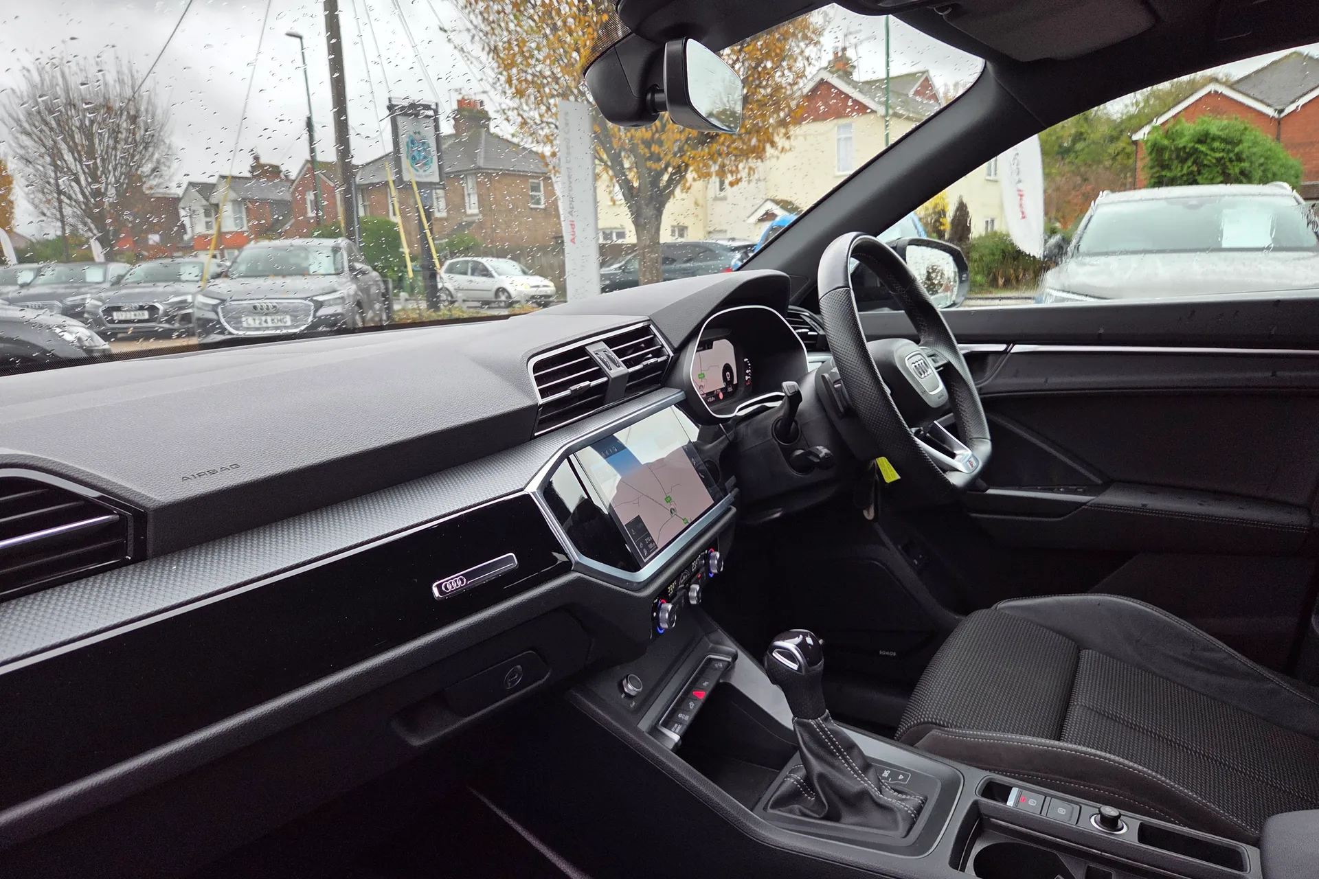 Audi Q3 thumbnail image number 29