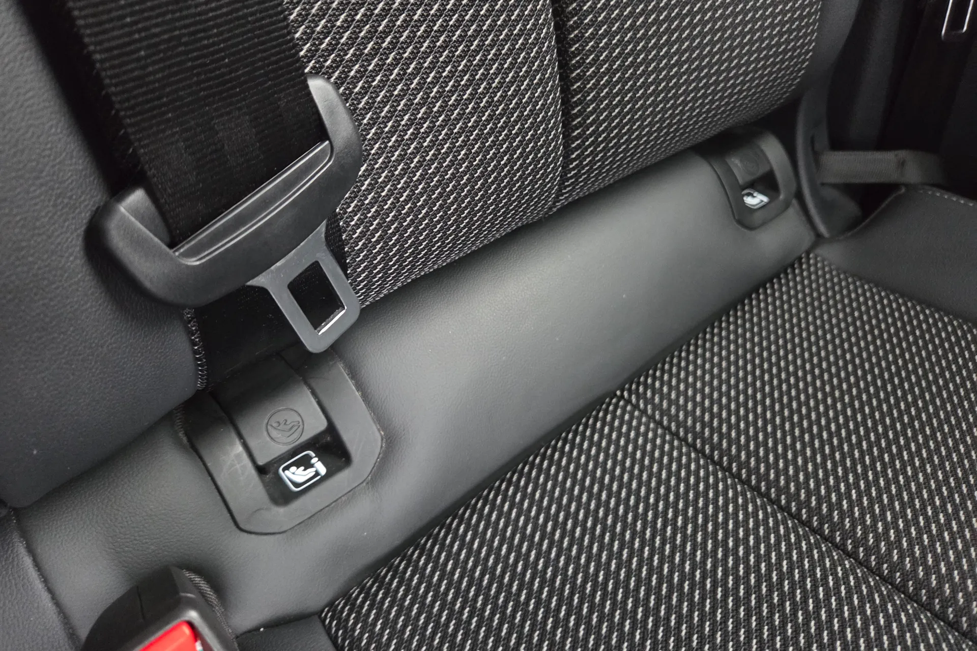 Audi Q3 thumbnail image number 43