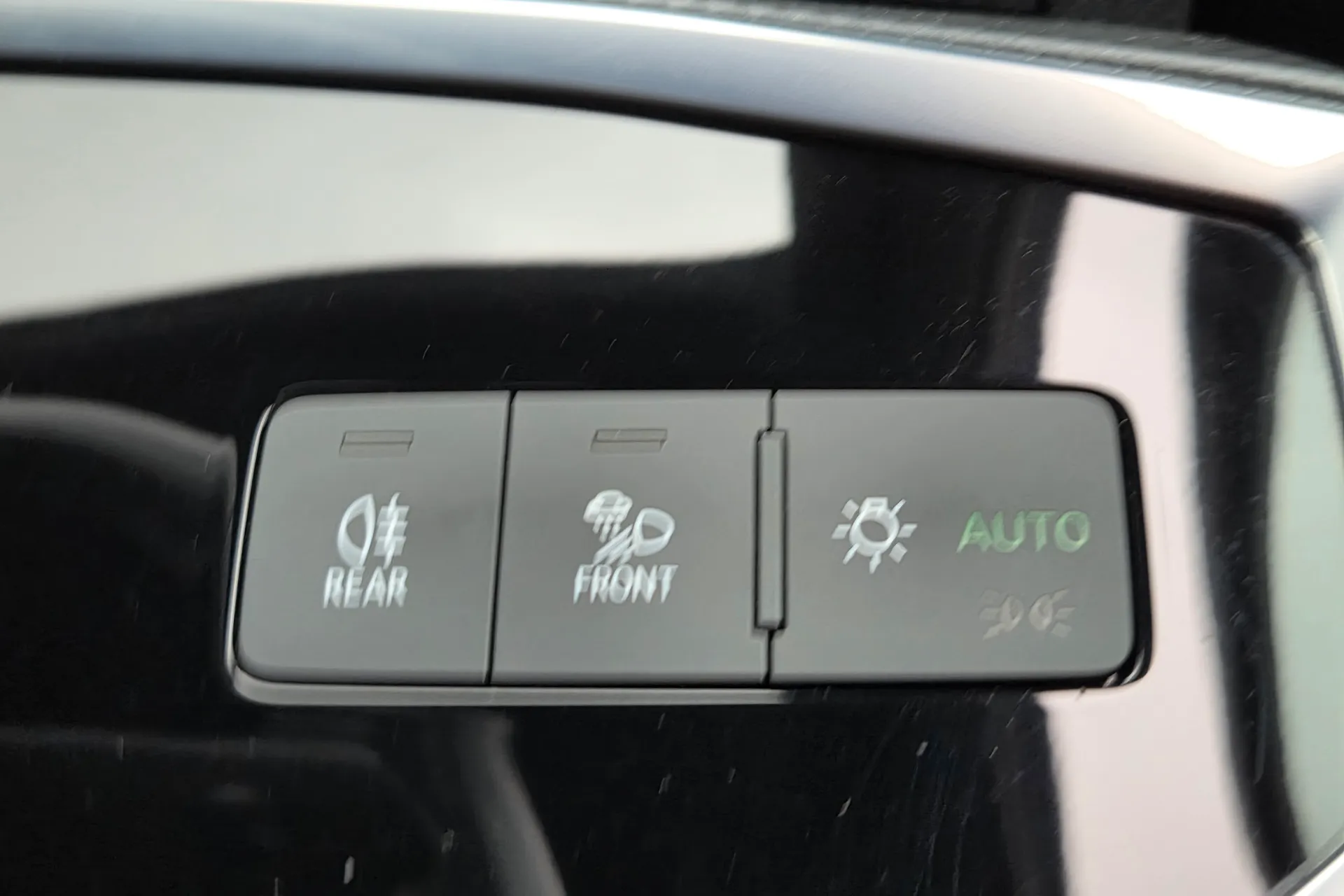 Audi Q3 thumbnail image number 23