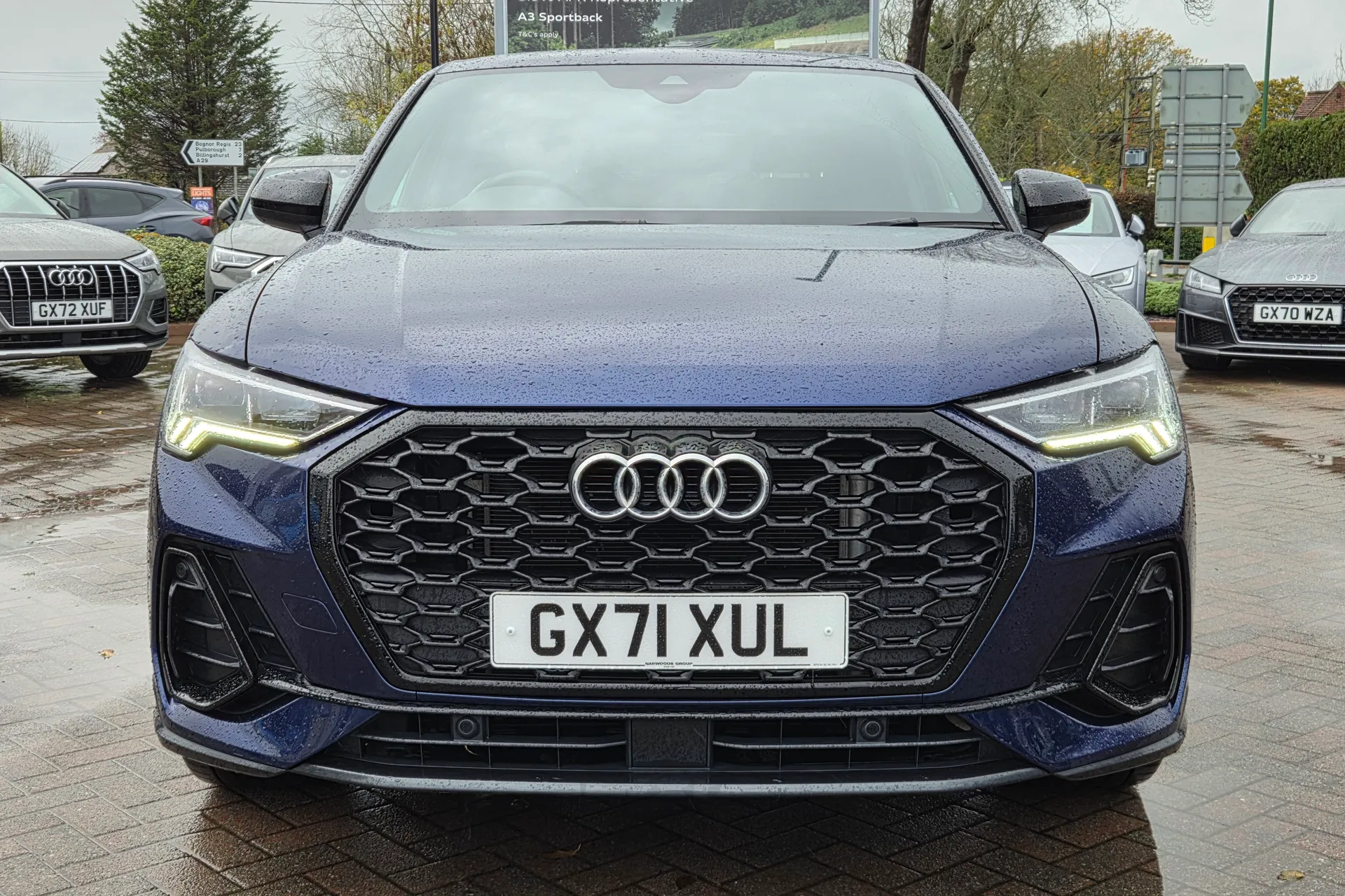 Audi Q3 thumbnail image number 25