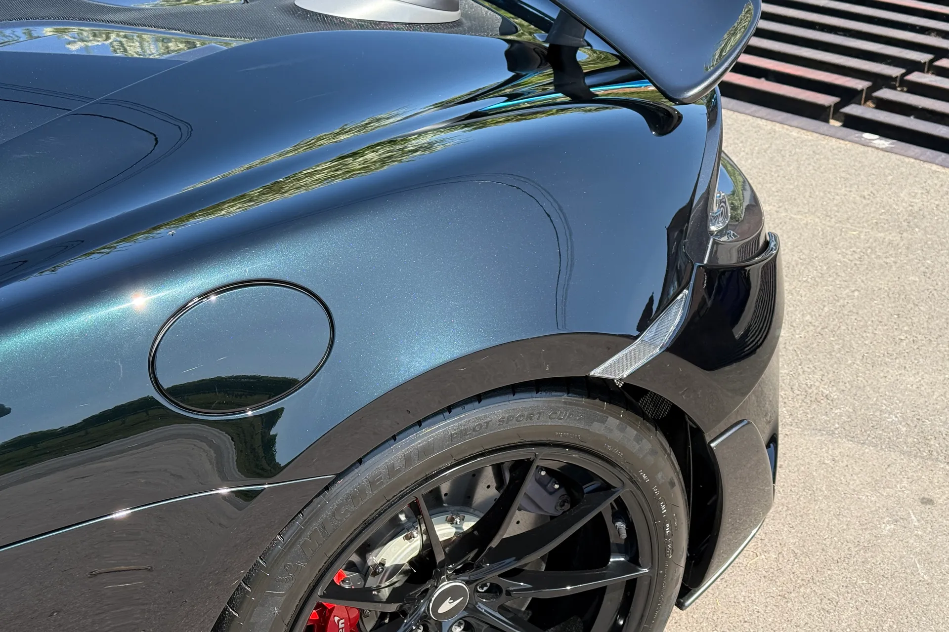 McLaren 600LT thumbnail image number 40