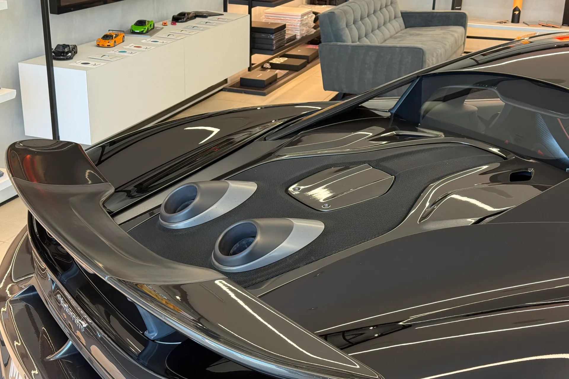 McLaren 600LT thumbnail image number 21