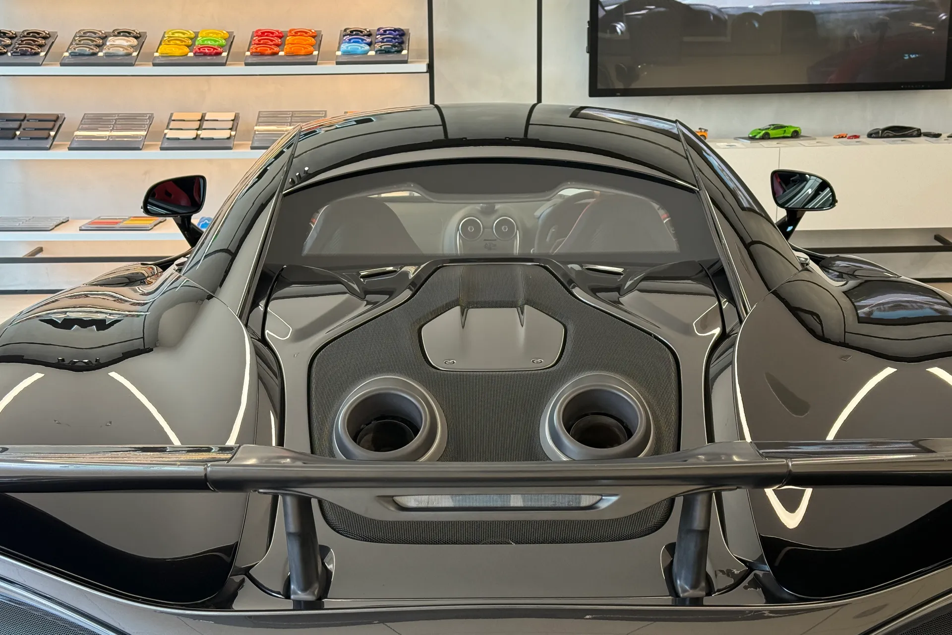 McLaren 600LT thumbnail image number 38