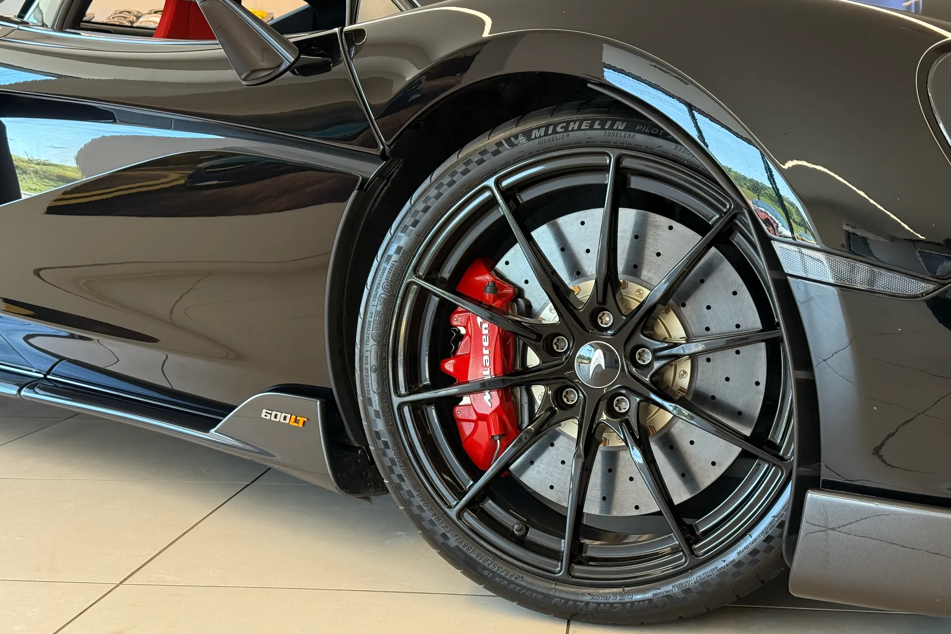 McLaren 600LT thumbnail image number 6