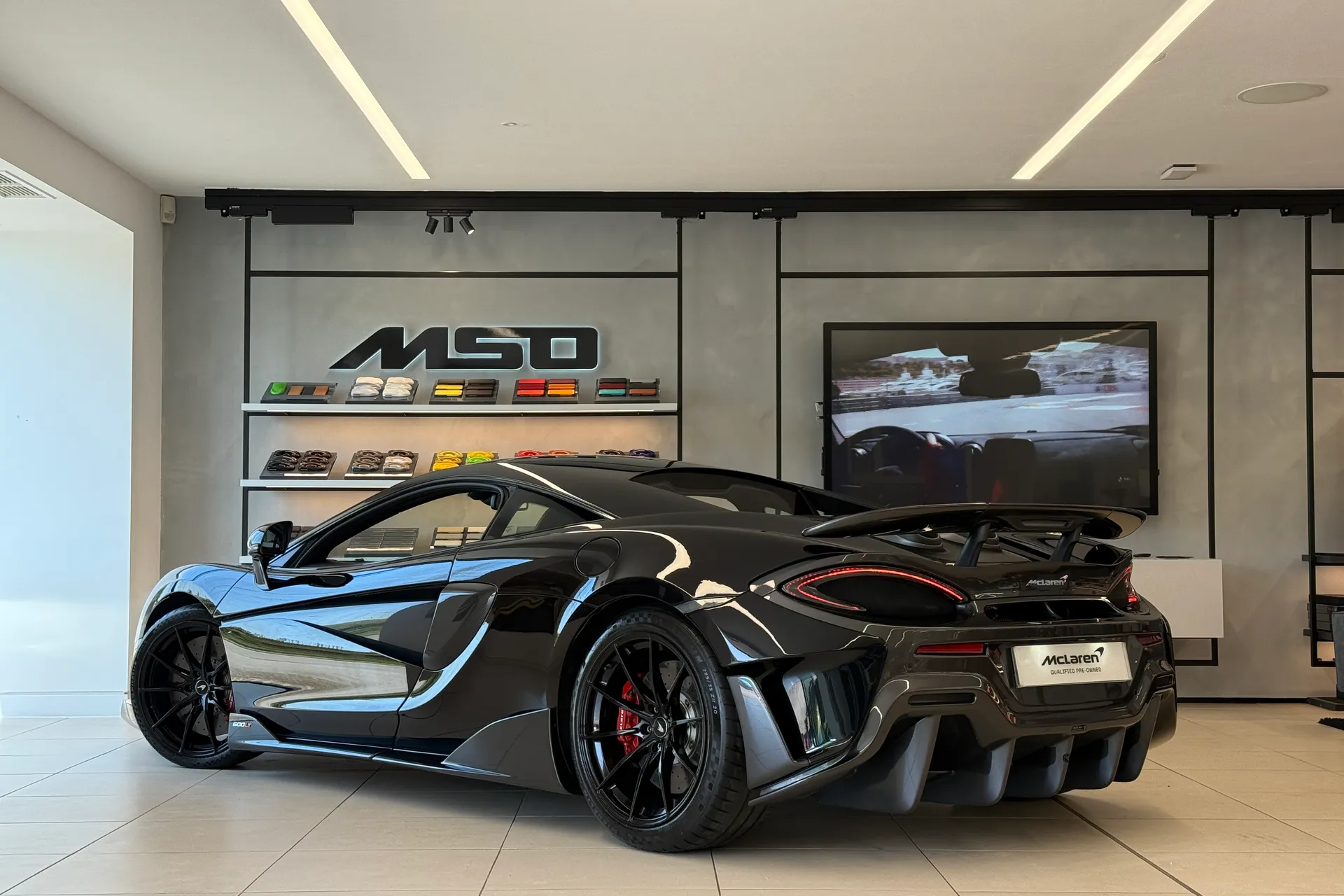 McLaren 600LT thumbnail image number 39