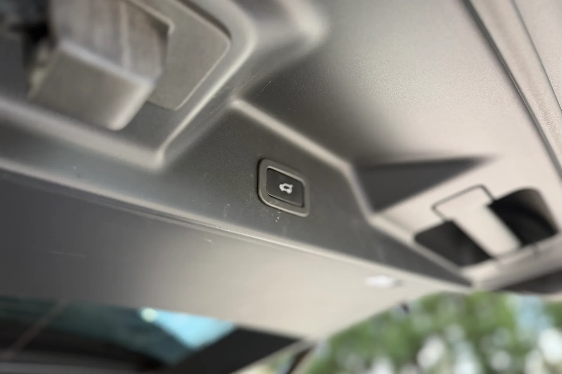 LAND ROVER RANGE ROVER thumbnail image number 60