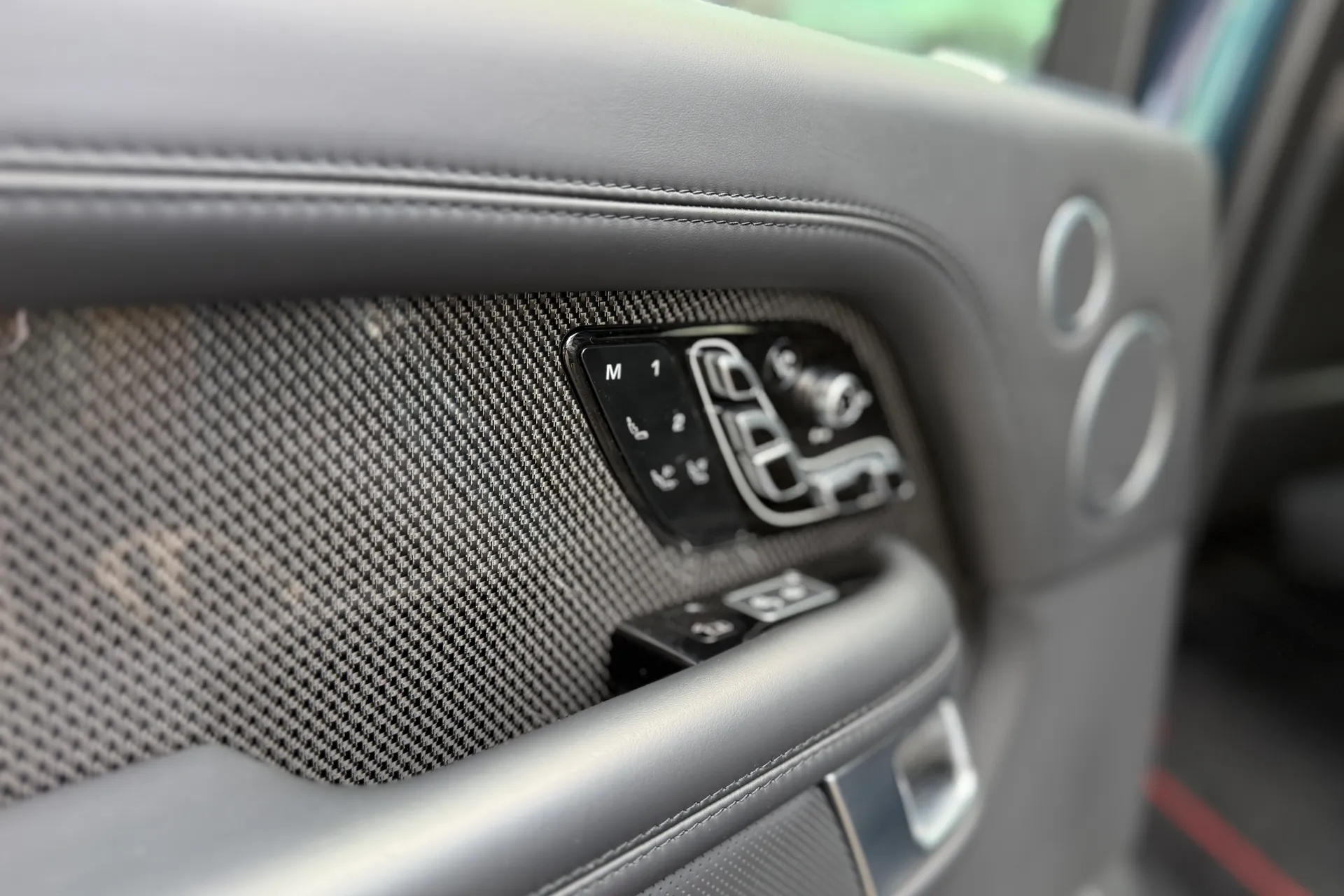 LAND ROVER RANGE ROVER thumbnail image number 69