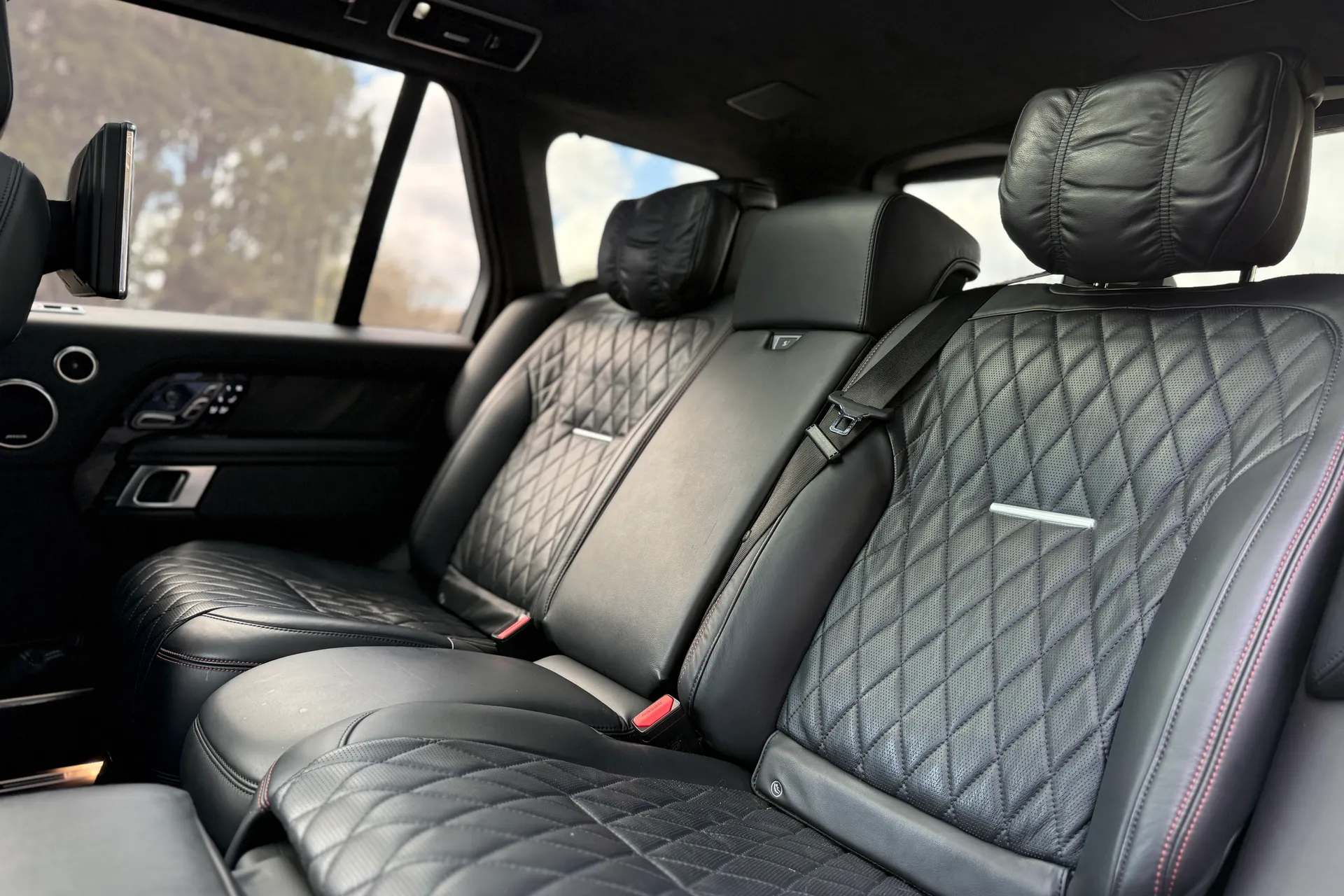 LAND ROVER RANGE ROVER thumbnail image number 67