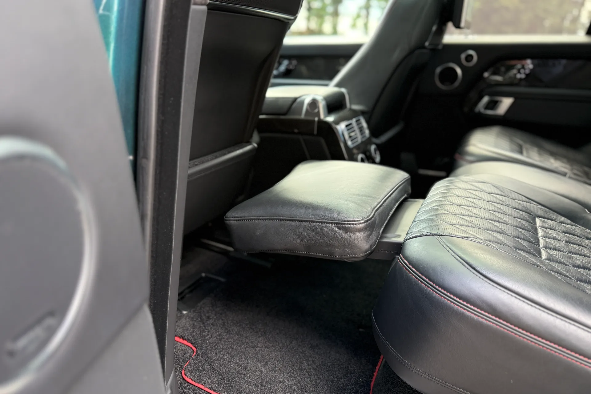 LAND ROVER RANGE ROVER thumbnail image number 68