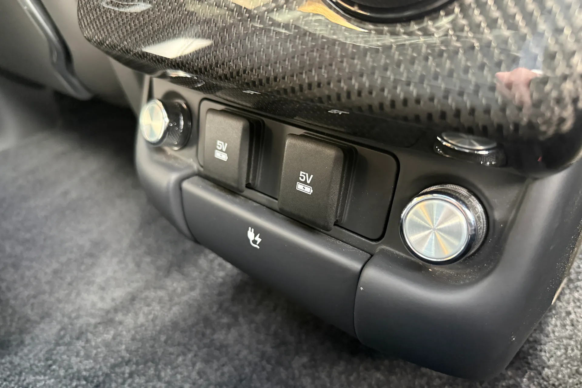 LAND ROVER RANGE ROVER thumbnail image number 46