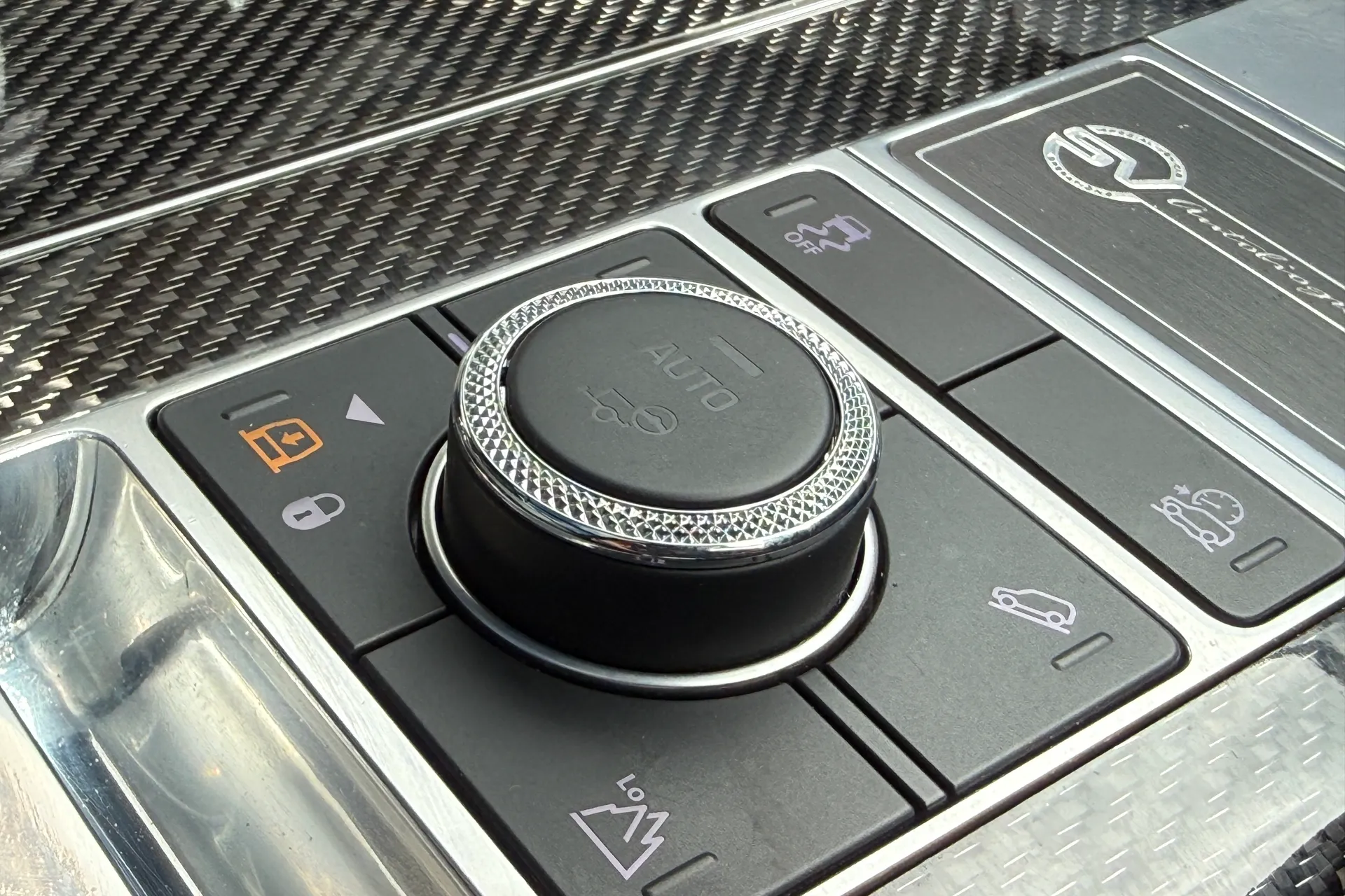 LAND ROVER RANGE ROVER thumbnail image number 76