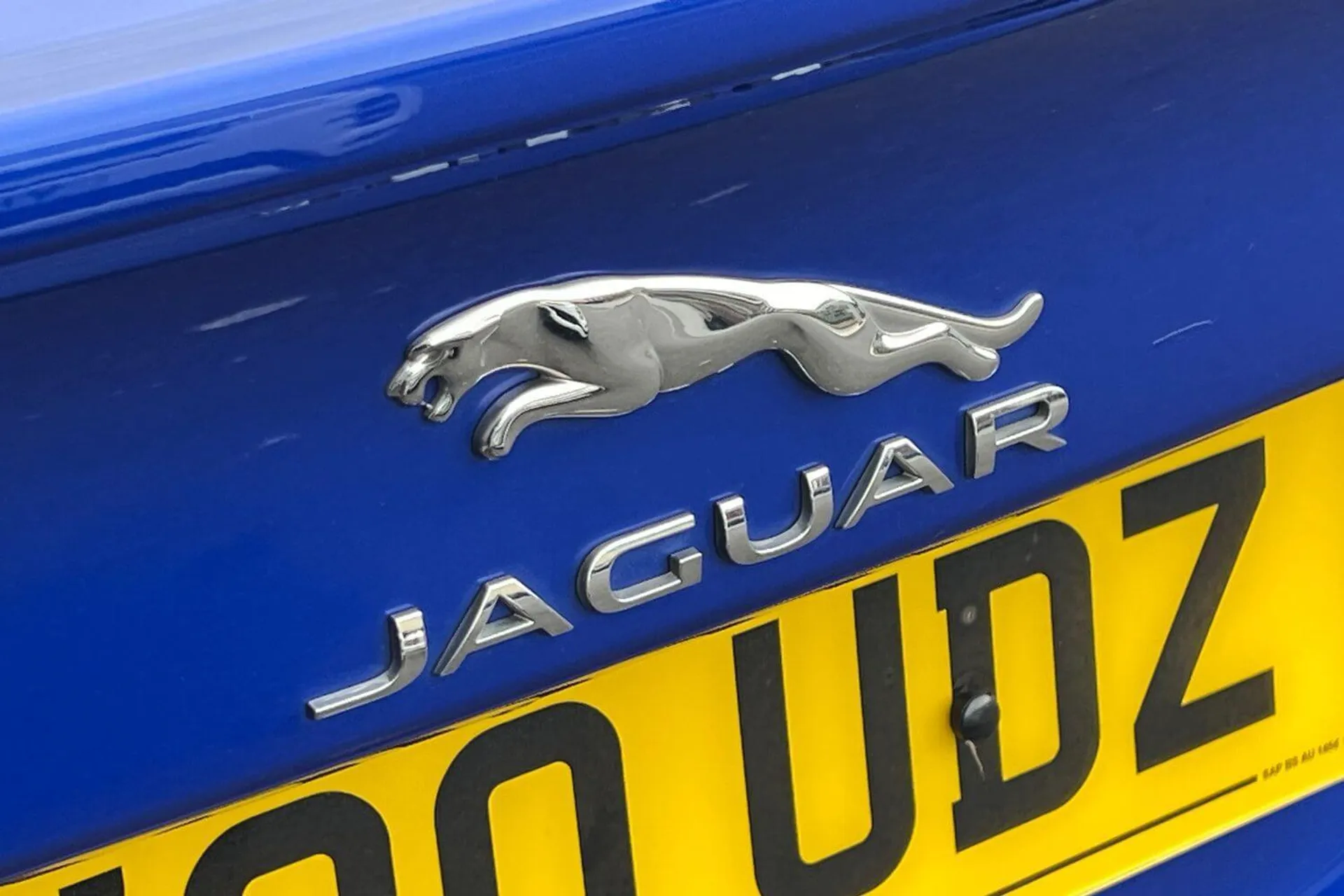 Jaguar XE thumbnail image number 56