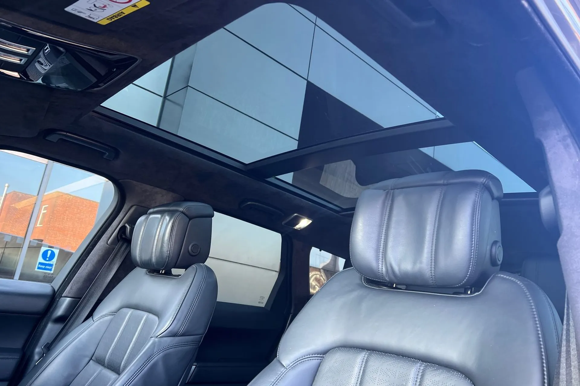LAND ROVER RANGE ROVER SPORT thumbnail image number 37