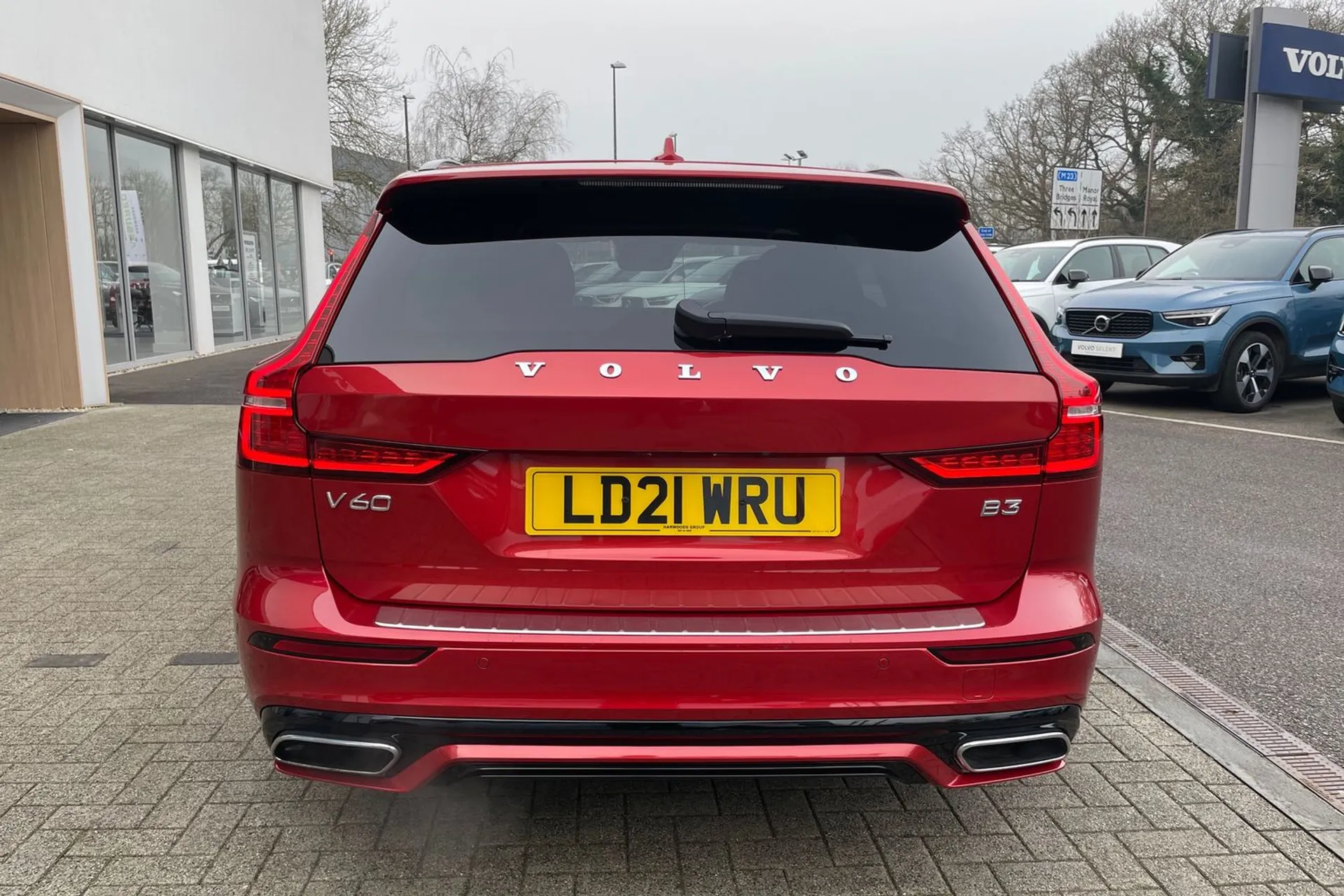 Volvo V60 thumbnail image number 8