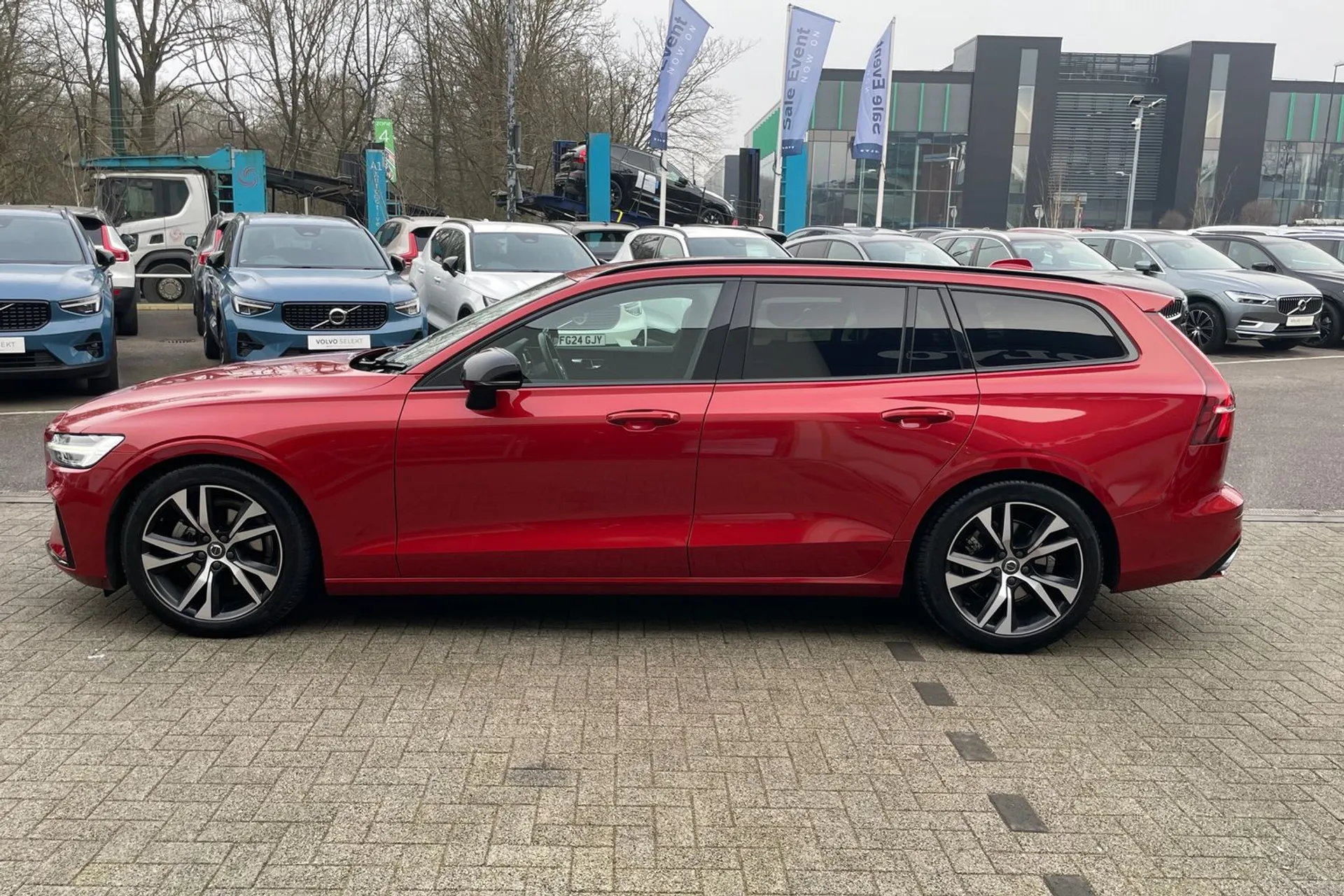 Volvo V60 thumbnail image number 10