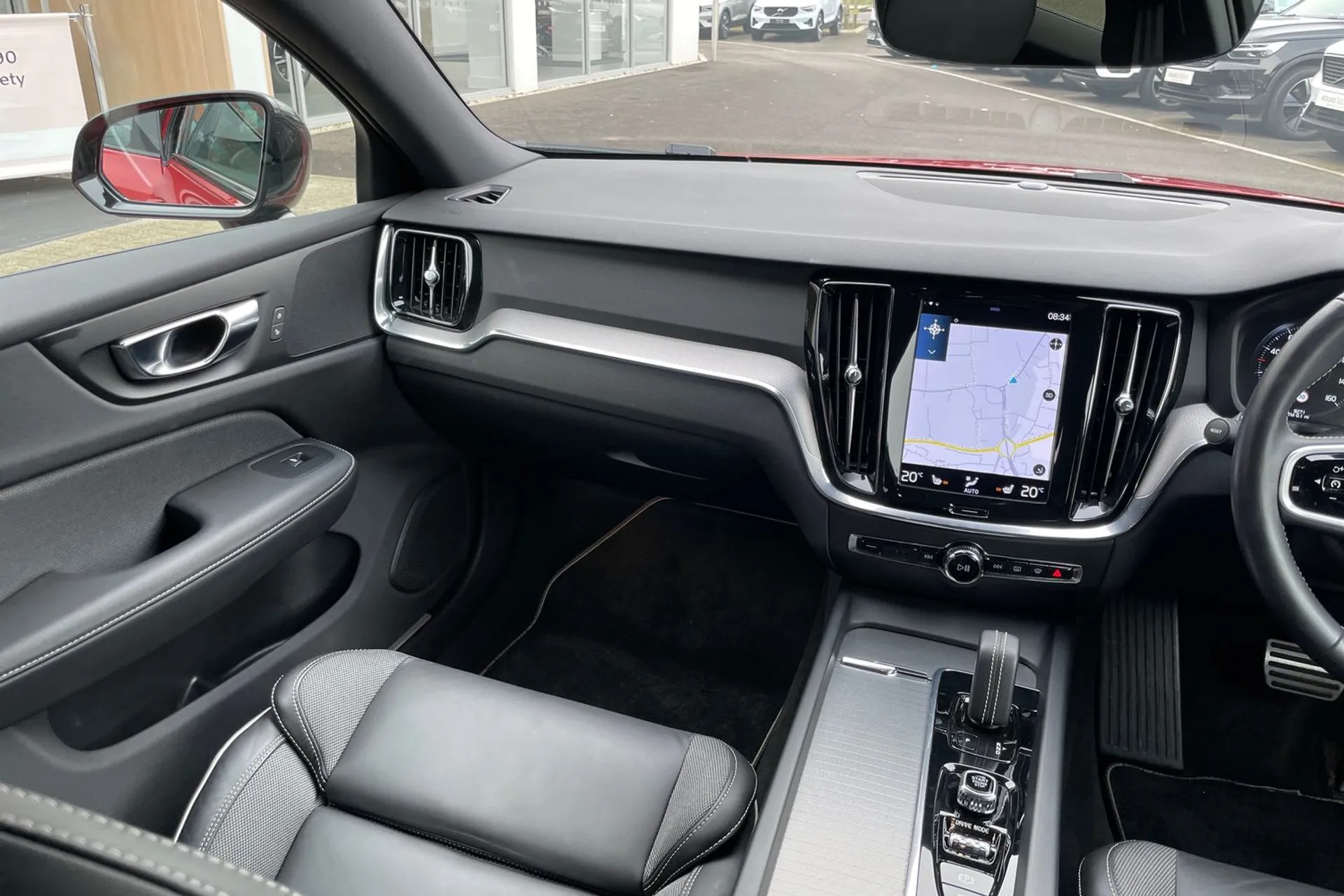 Volvo V60 thumbnail image number 31