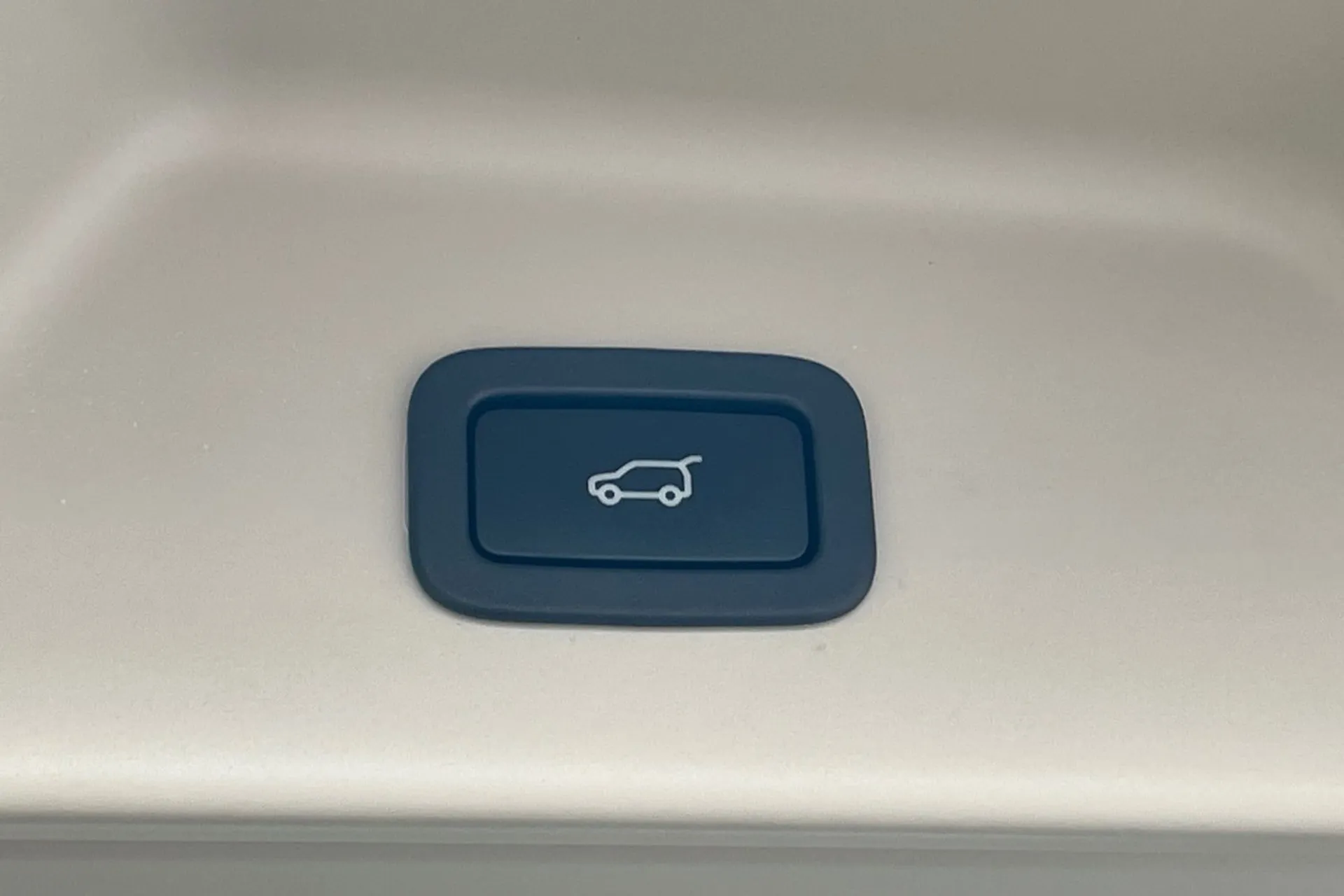 LAND ROVER RANGE ROVER thumbnail image number 28