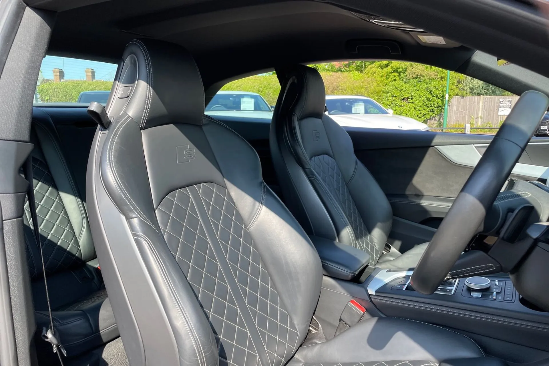 Audi A5 thumbnail image number 22