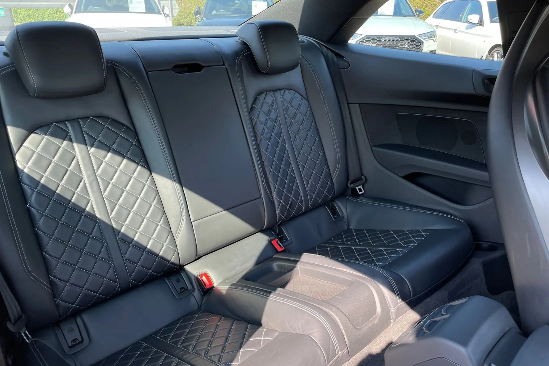 Audi A5 thumbnail image number 38