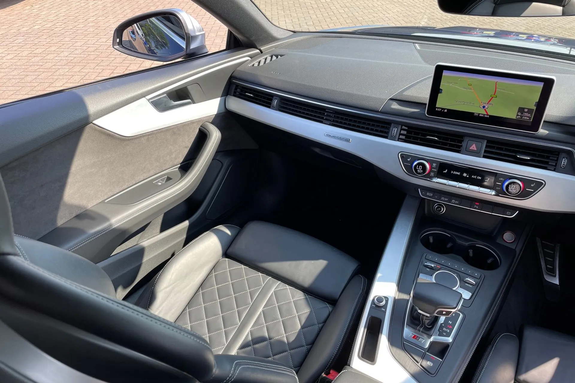 Audi A5 thumbnail image number 32
